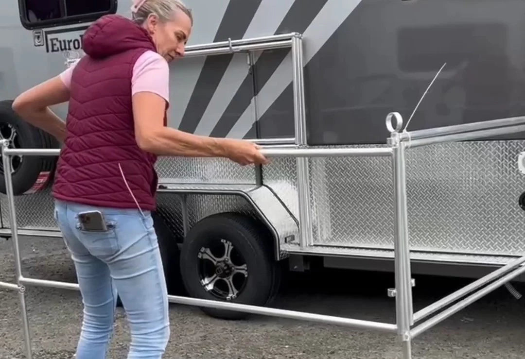 SETTING UP HORSE YARDS