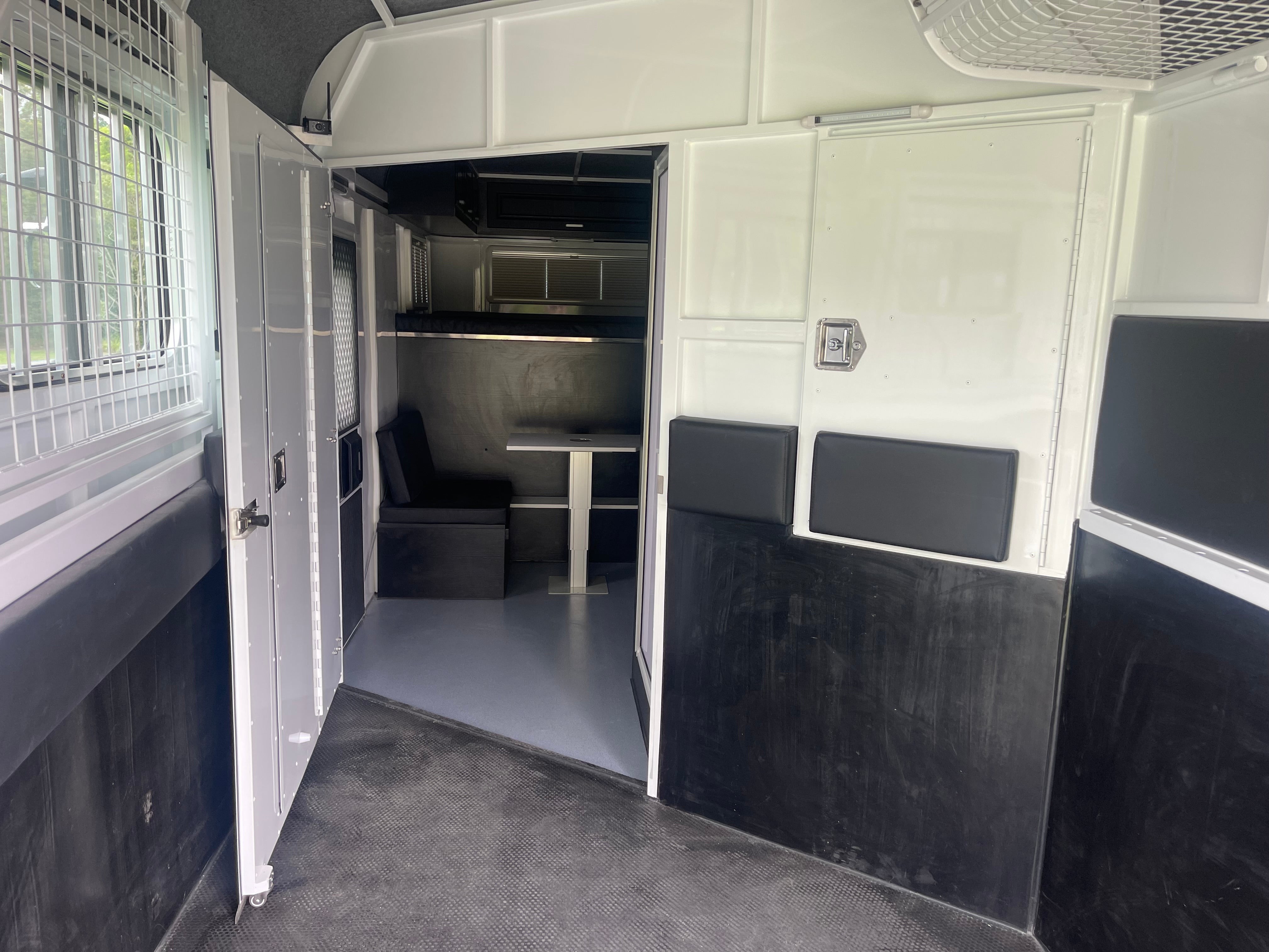 Square Nose EuroFloat 2HSGN-Overnighter package (2.1)