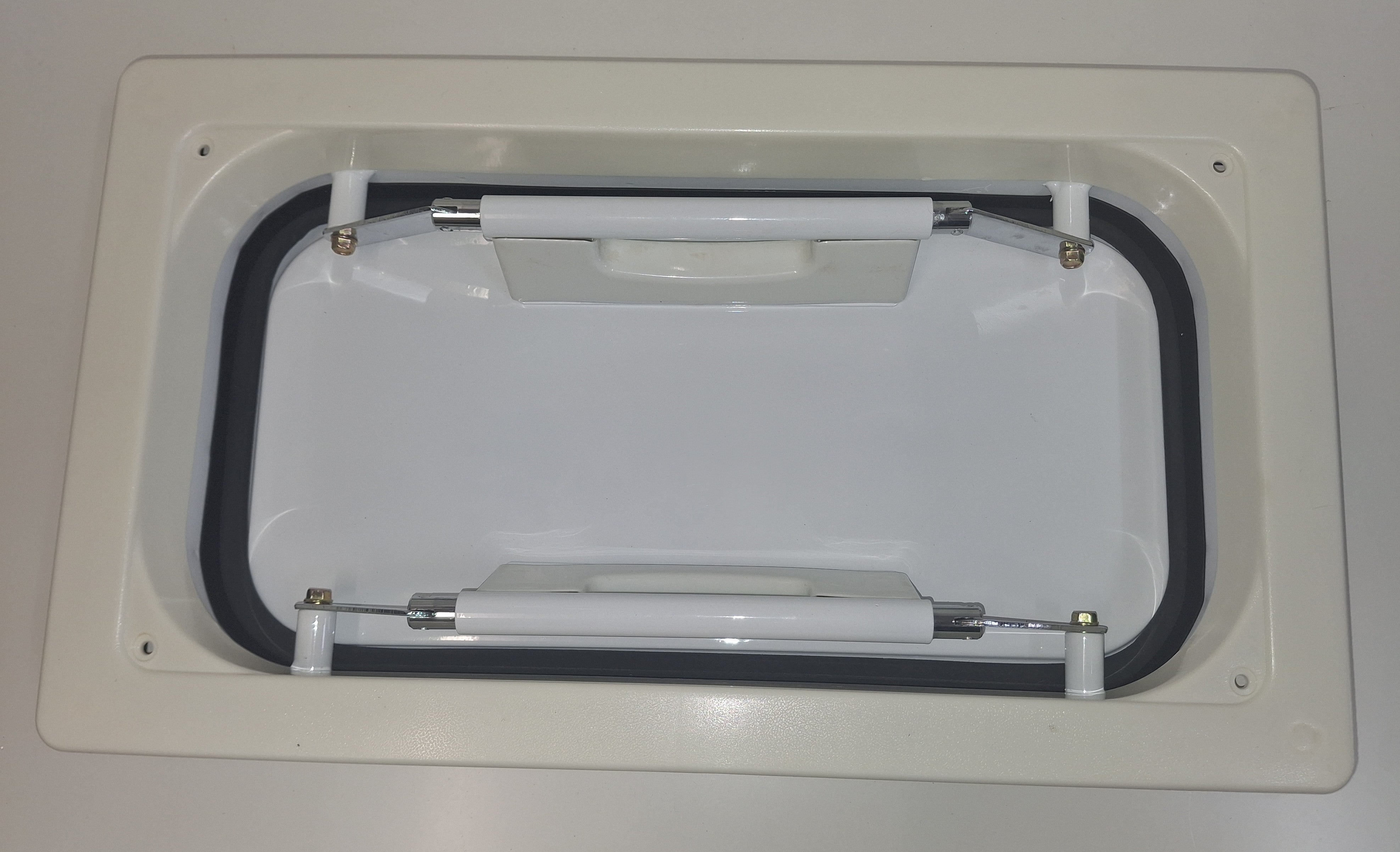 Pop Up Roof Vent - Universal