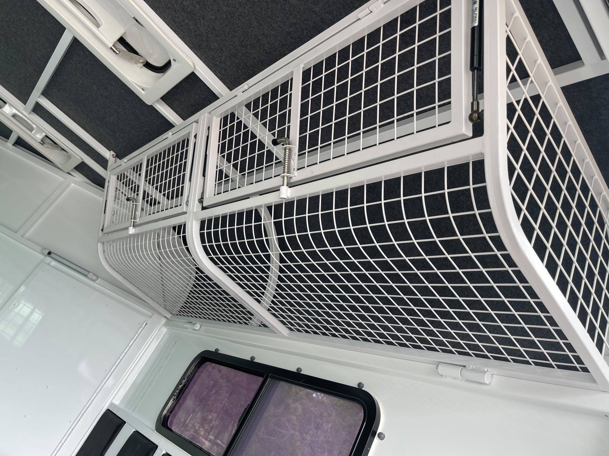2HAL-O SN (2.1) 5106 RB DIVIDING WALL