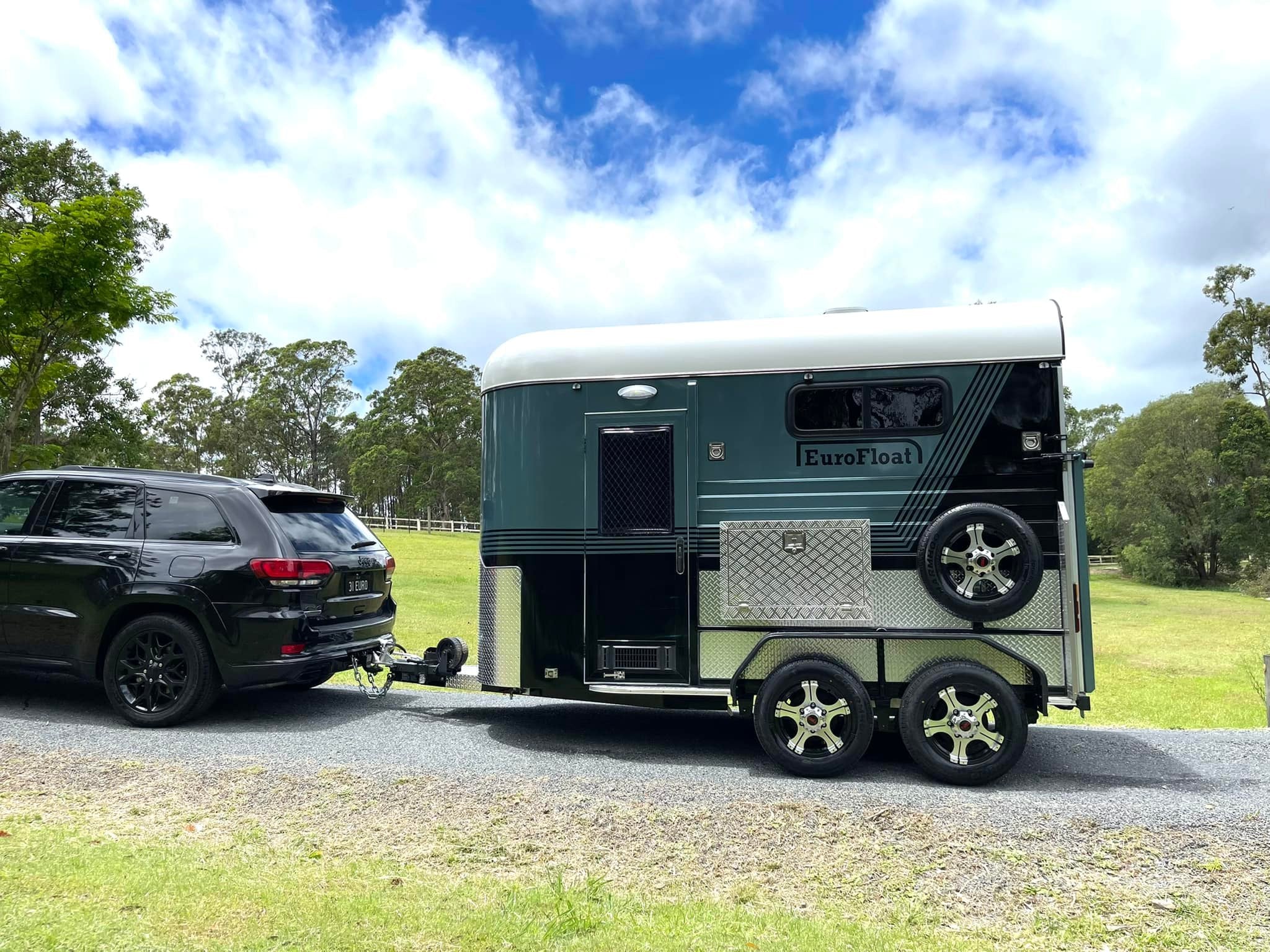 2HSL-L600 SN Classic Series Deluxe Package