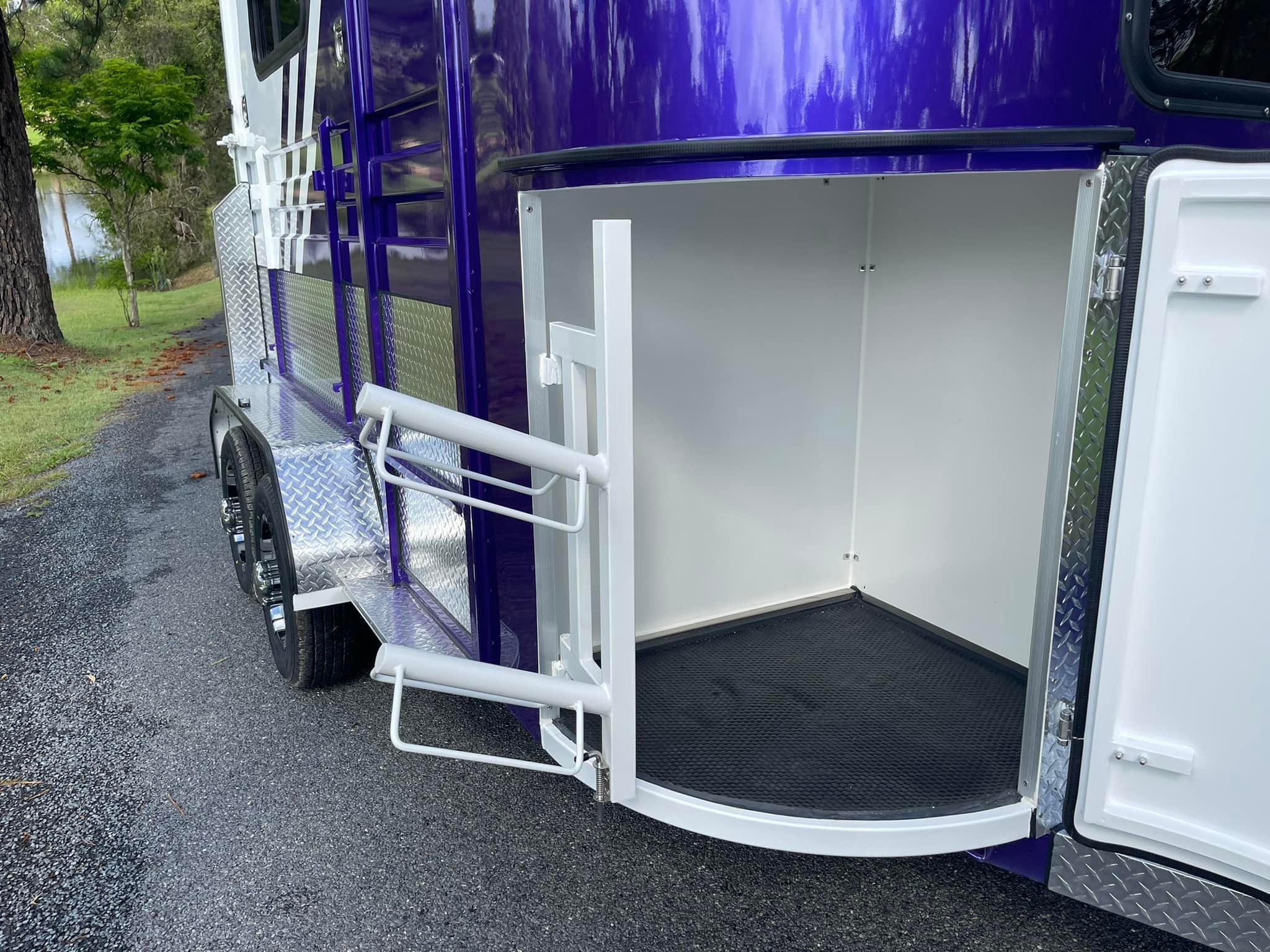 2HSL-L400 SN Classic Series Standard Package