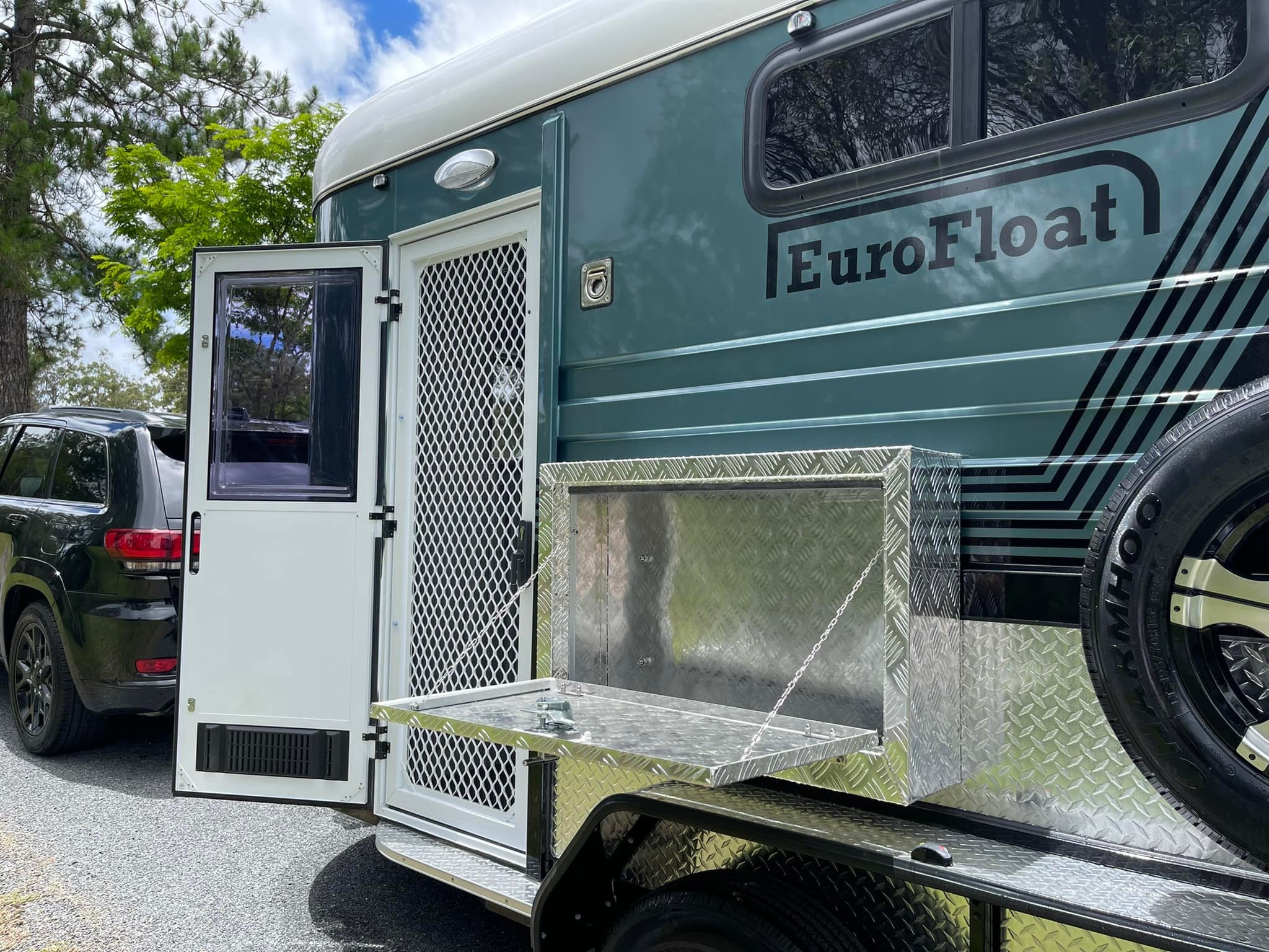 2HSL-L600 SN Classic Series Deluxe Package