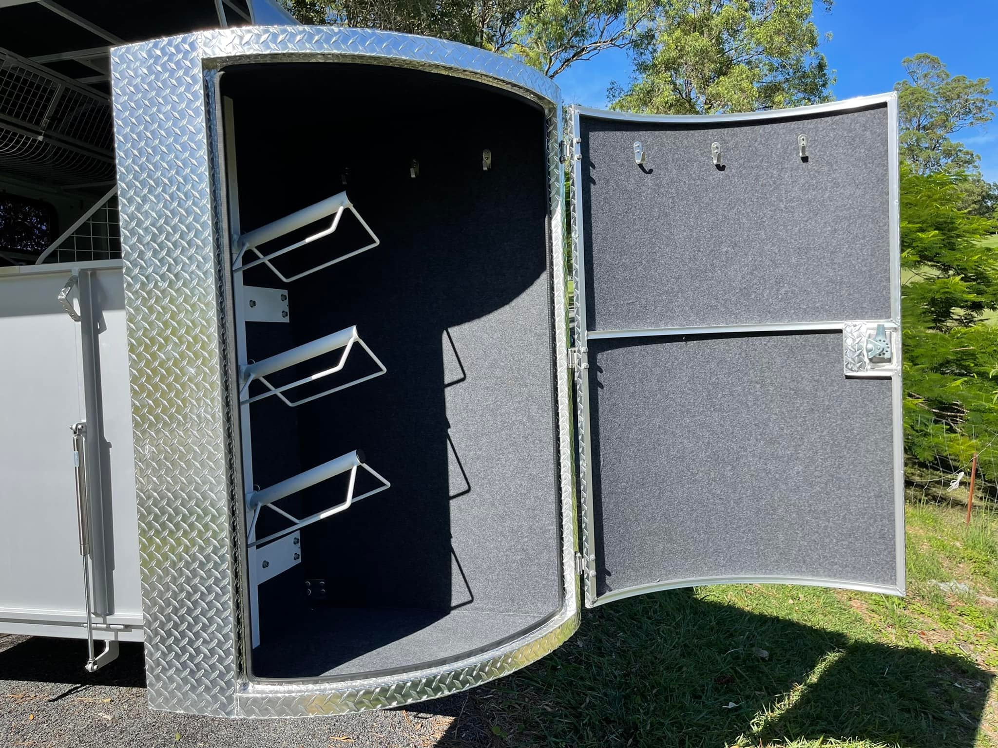 3HAL-L500 SN Prestige Eventer Series Deluxe Package