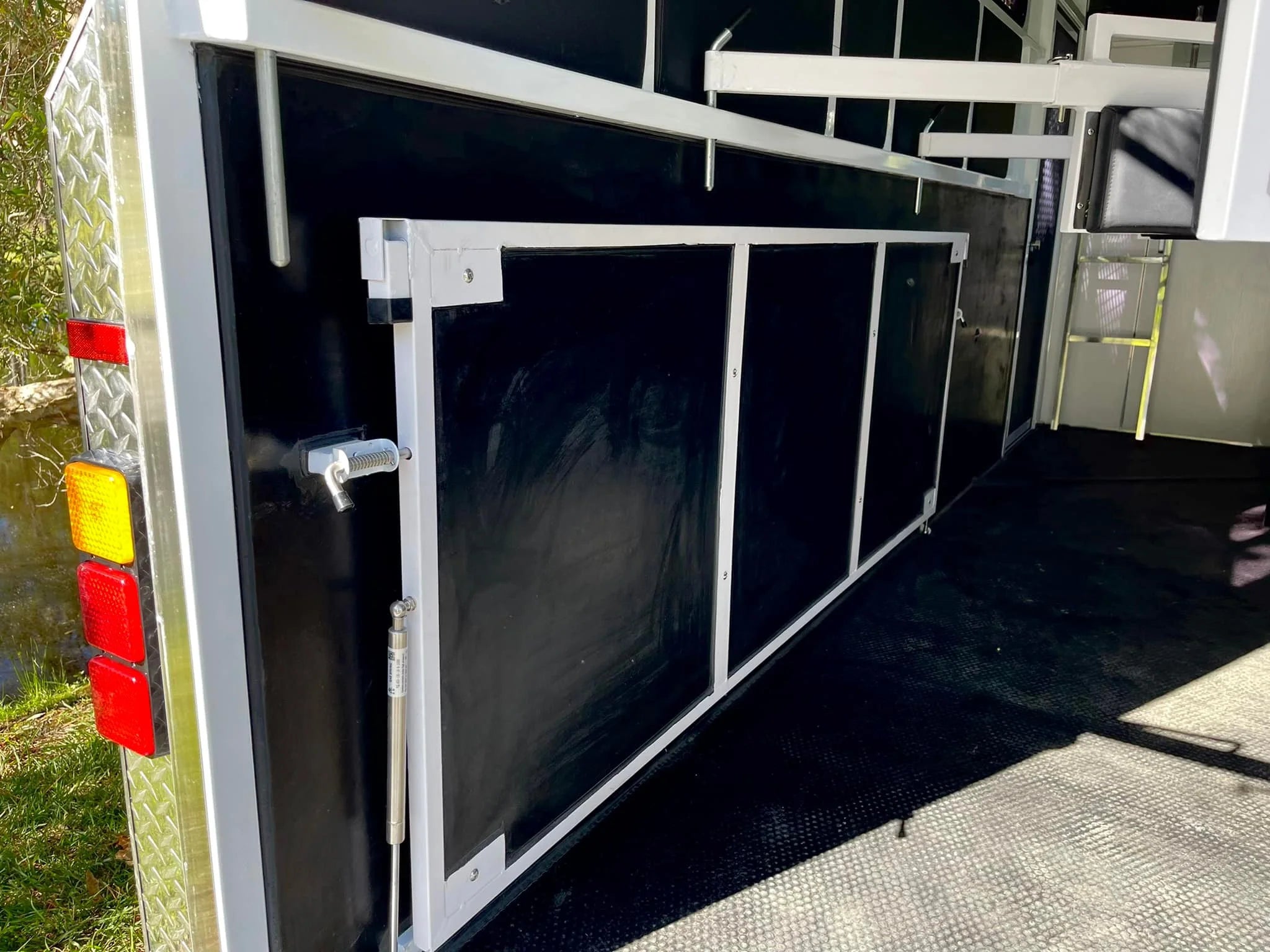 3HAL-L500 SN Prestige Eventer Series Deluxe Package