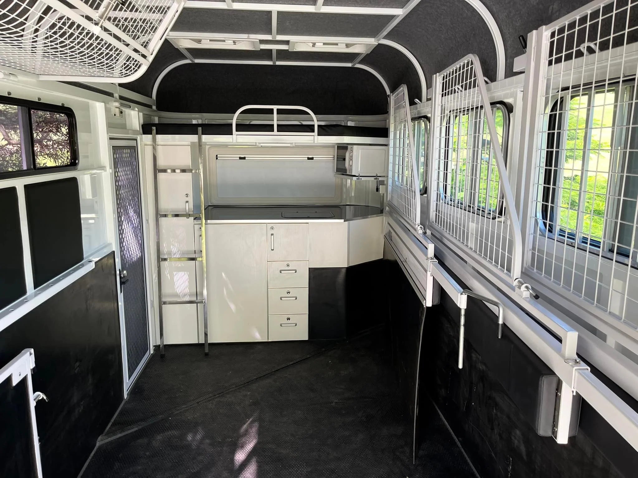 3HAL-L500 SN Prestige Eventer Series Deluxe Package