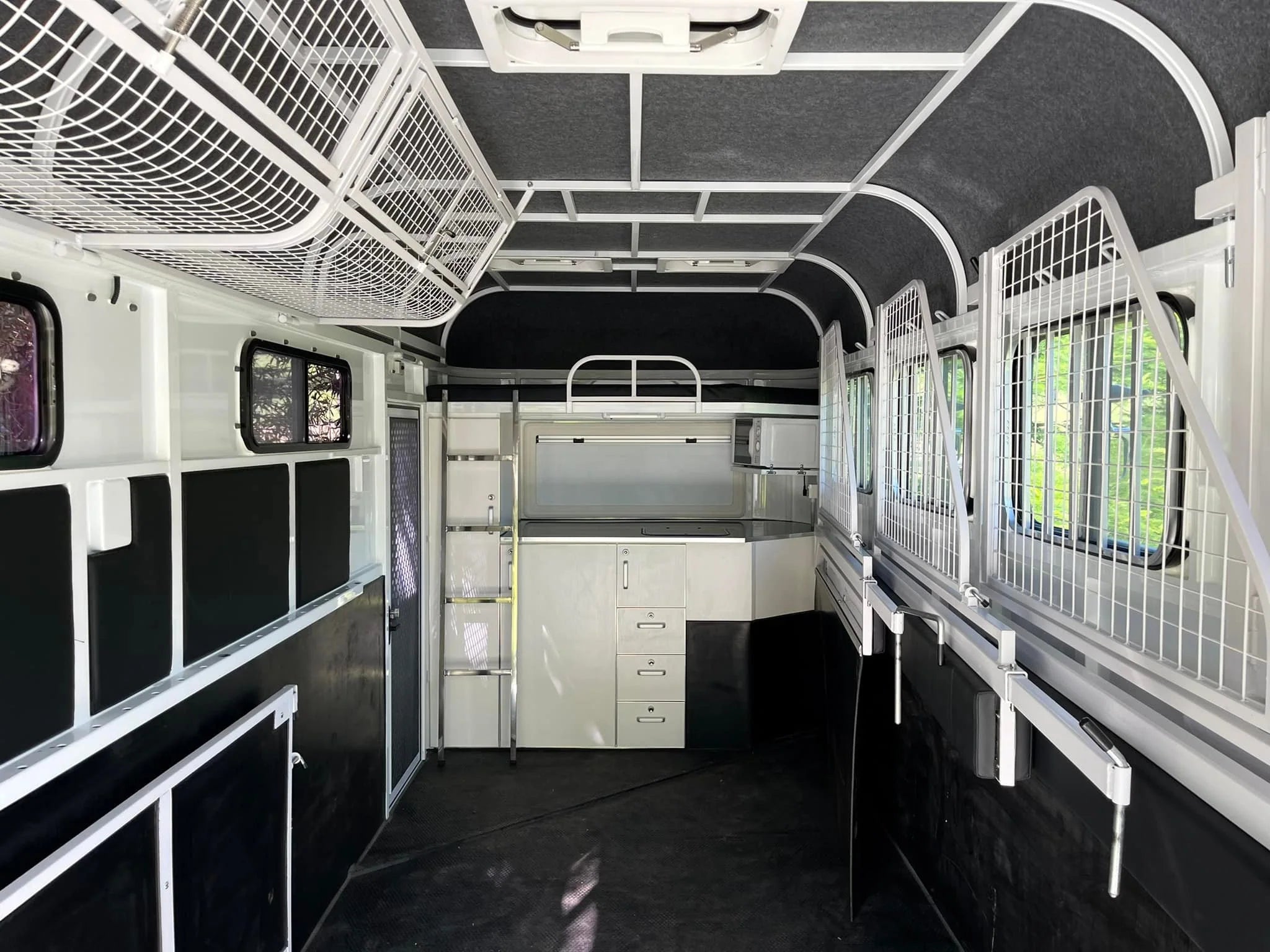 3HAL-L500 SN Prestige Eventer Series Deluxe Package