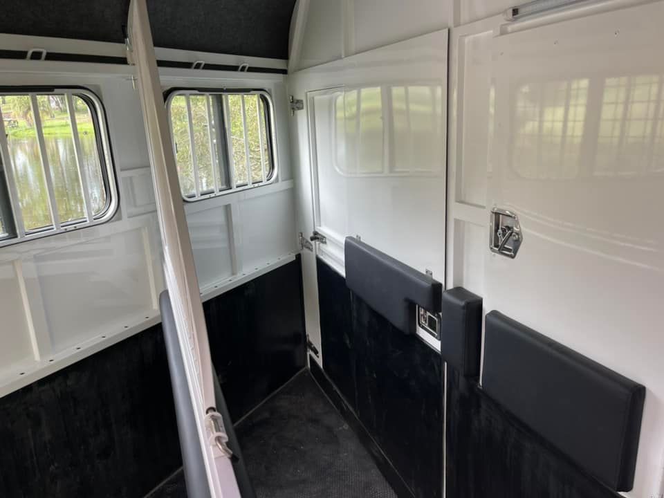 2HAL-O SN (2.O) 5106 RB DIVIDING WALL