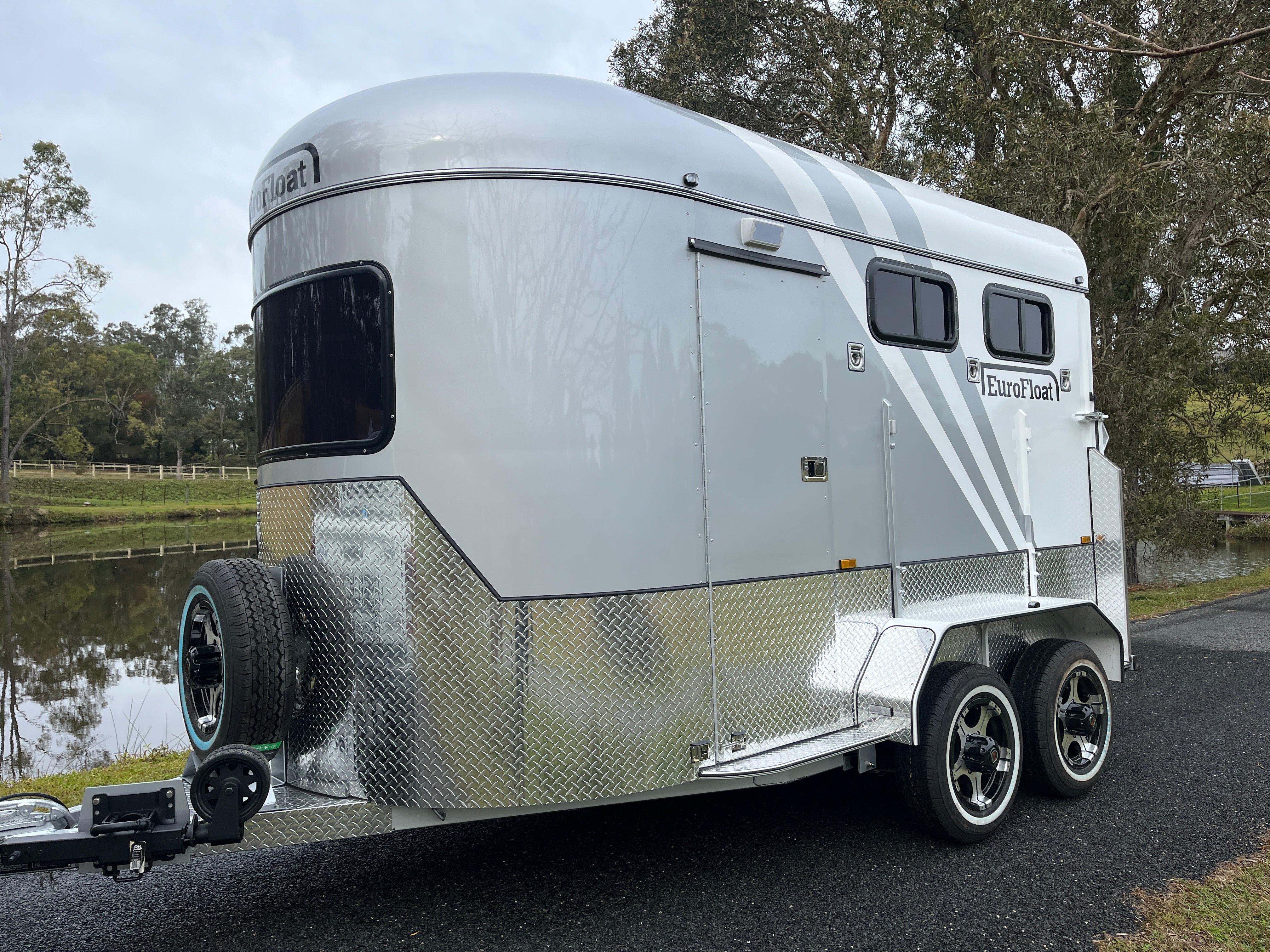 2HAL-L600 RN Prestige Series Standard Package