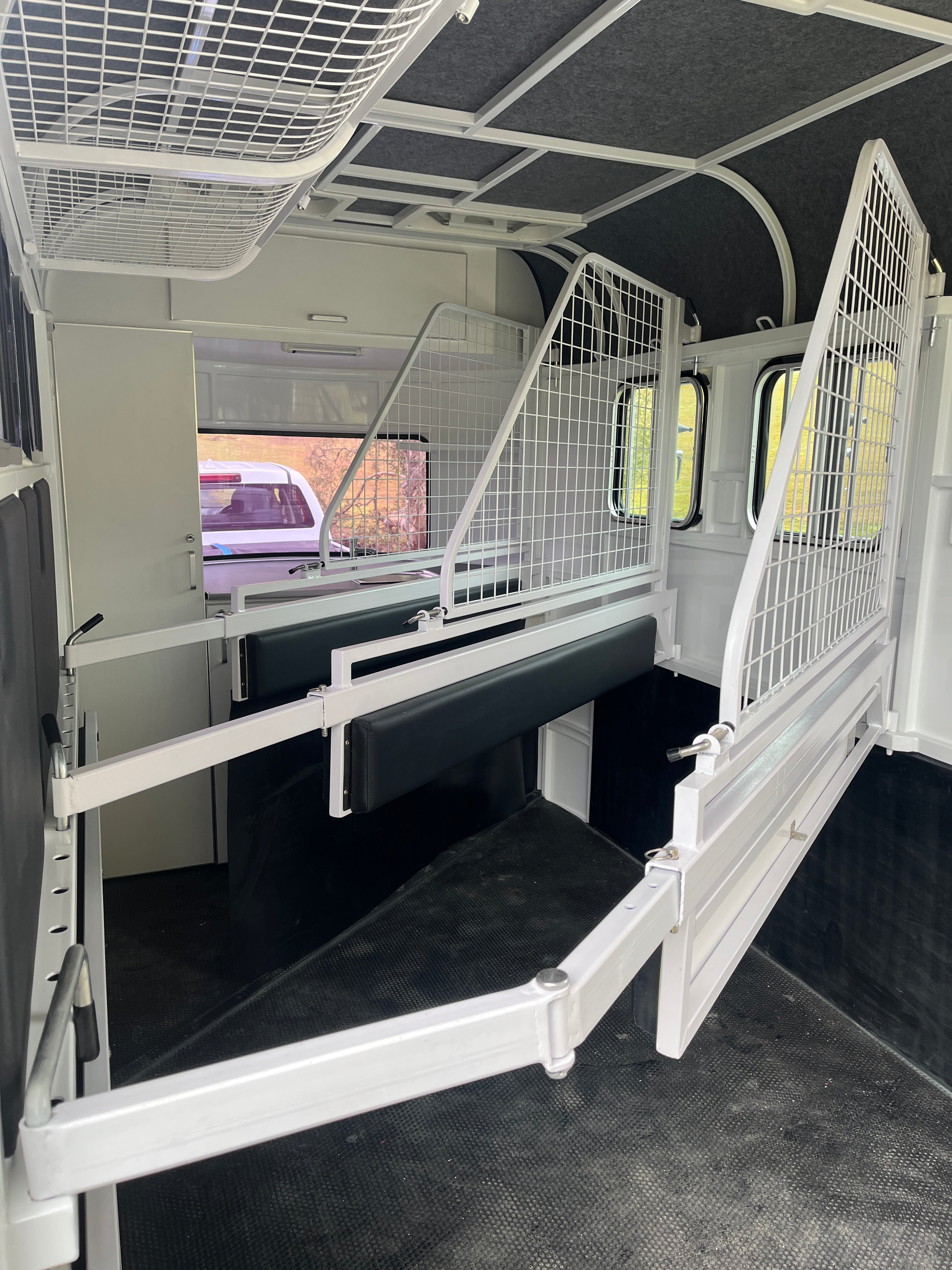 2HAL-L600 RN Prestige Series Standard Package
