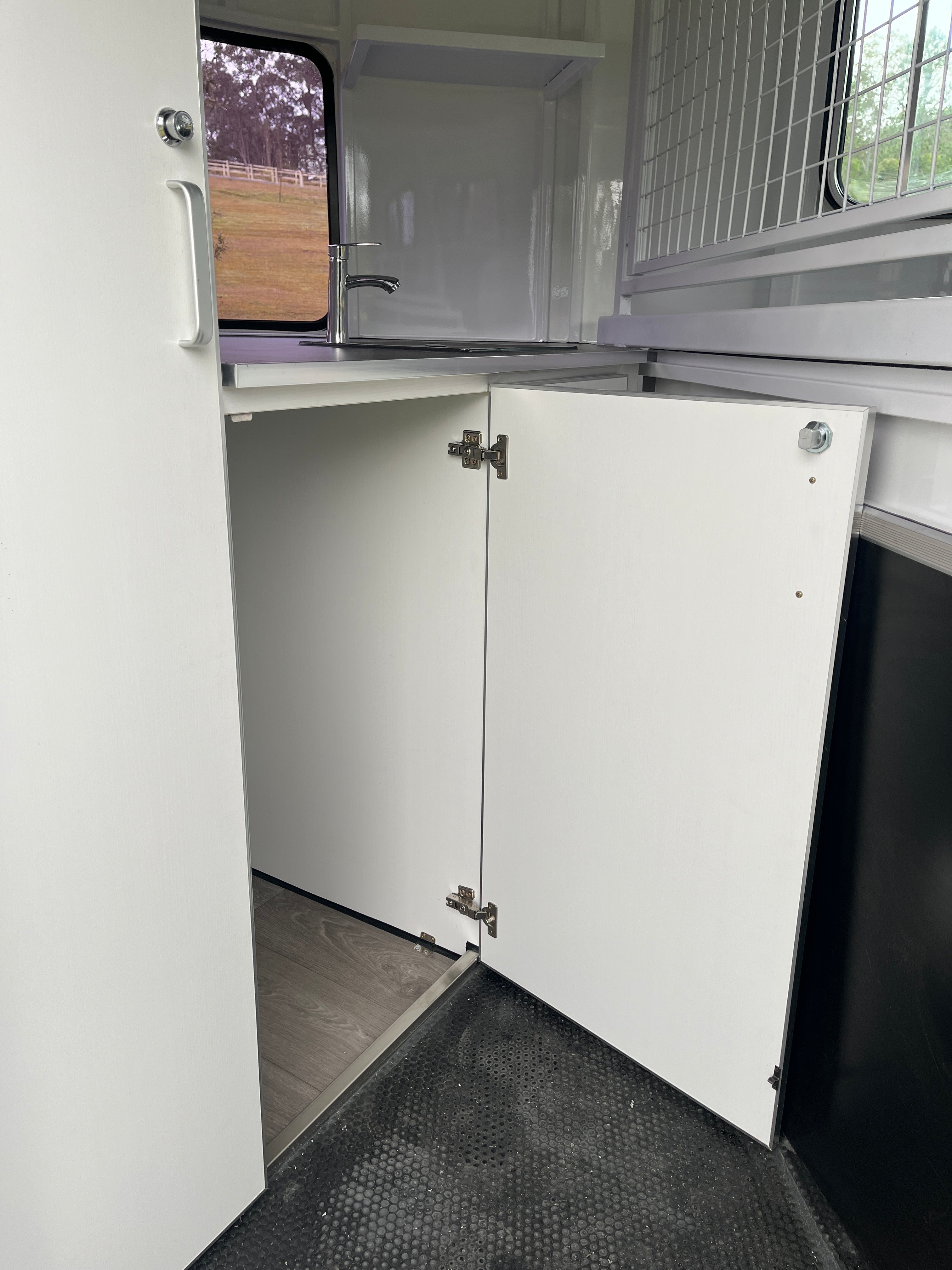 2HAL-L600 RN Prestige Series Standard Package