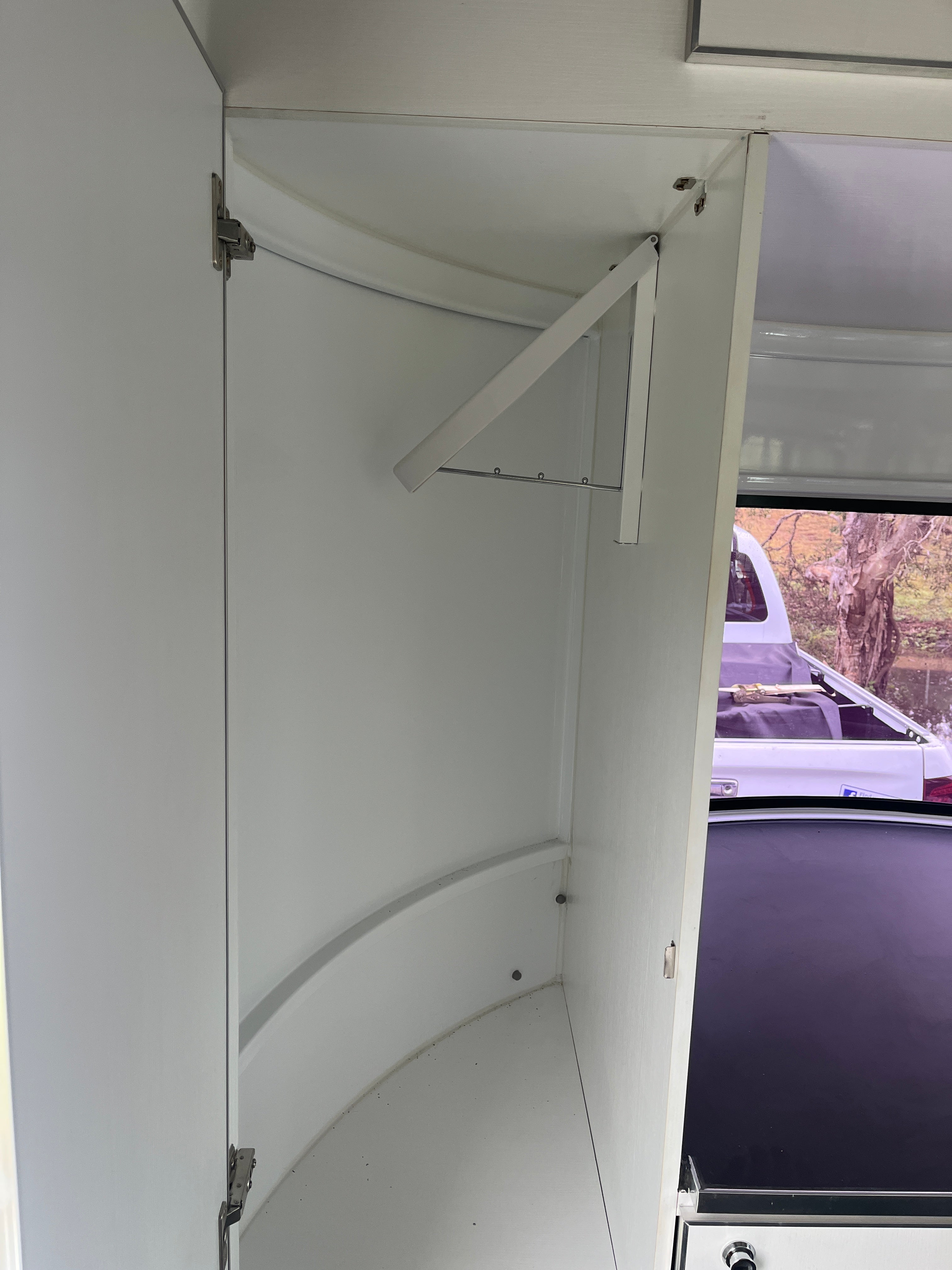 2HAL-L600 RN Prestige Series Standard Package