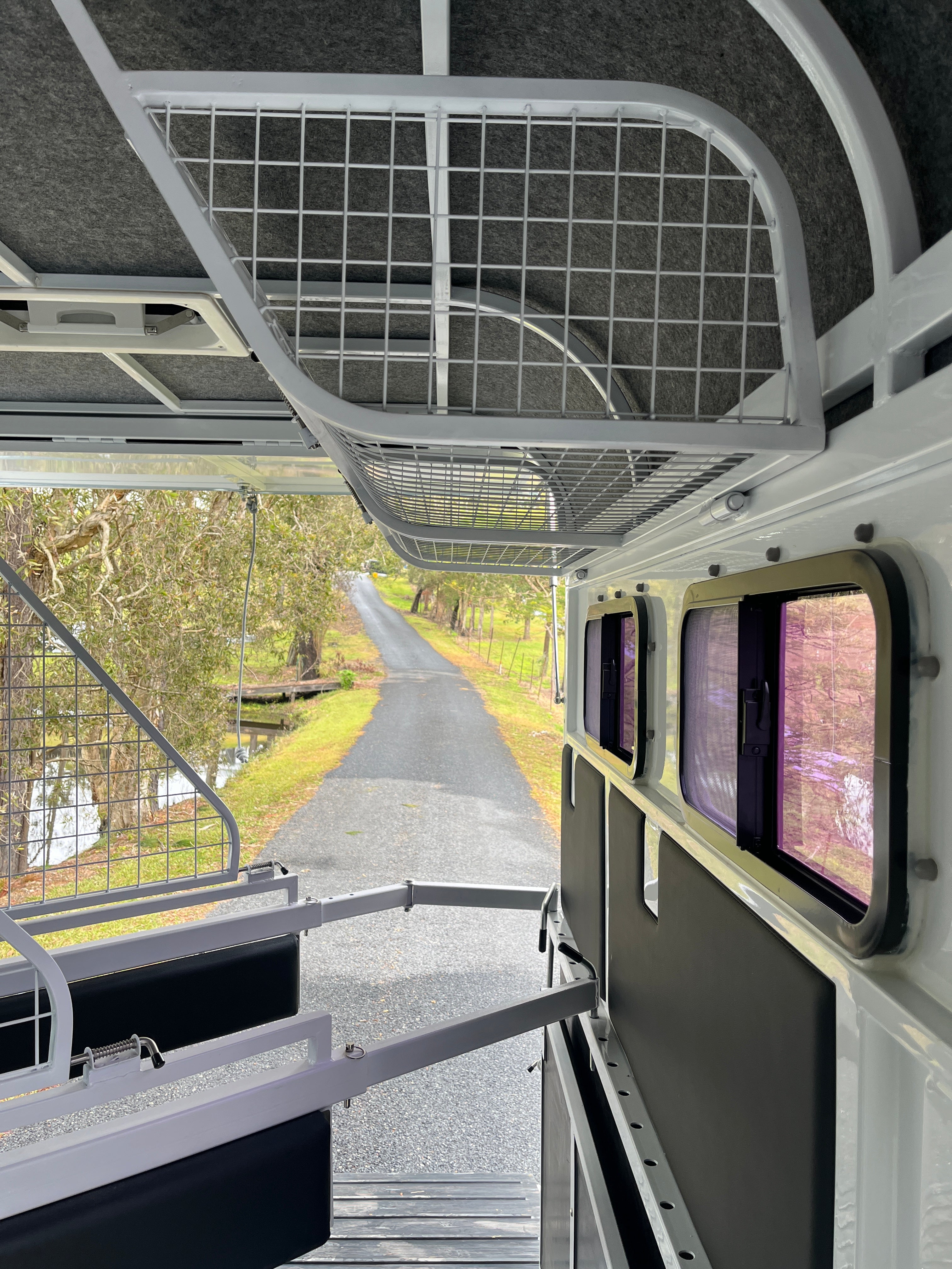 2HAL-L600 RN Prestige Series Standard Package
