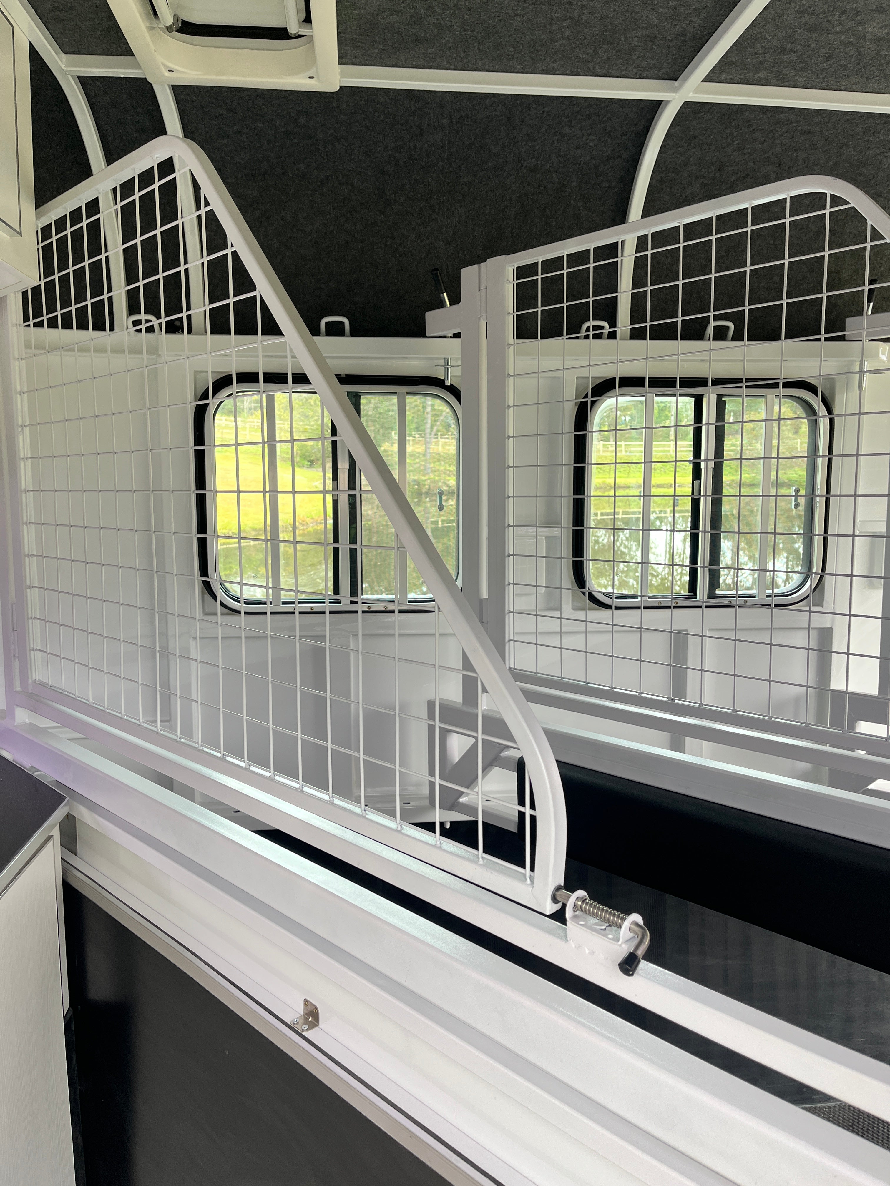 2HAL-L600 RN Prestige Series Standard Package