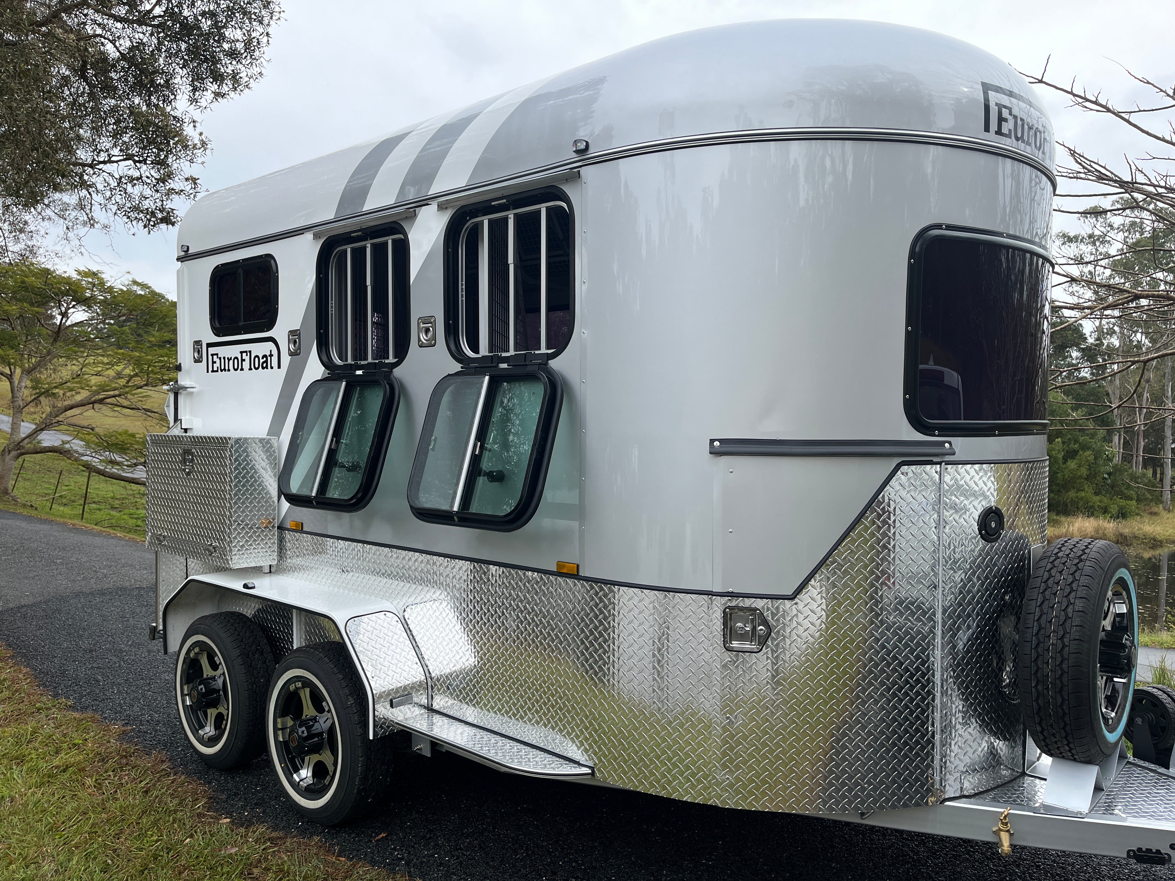 2HAL-L600 RN Prestige Series Standard Package