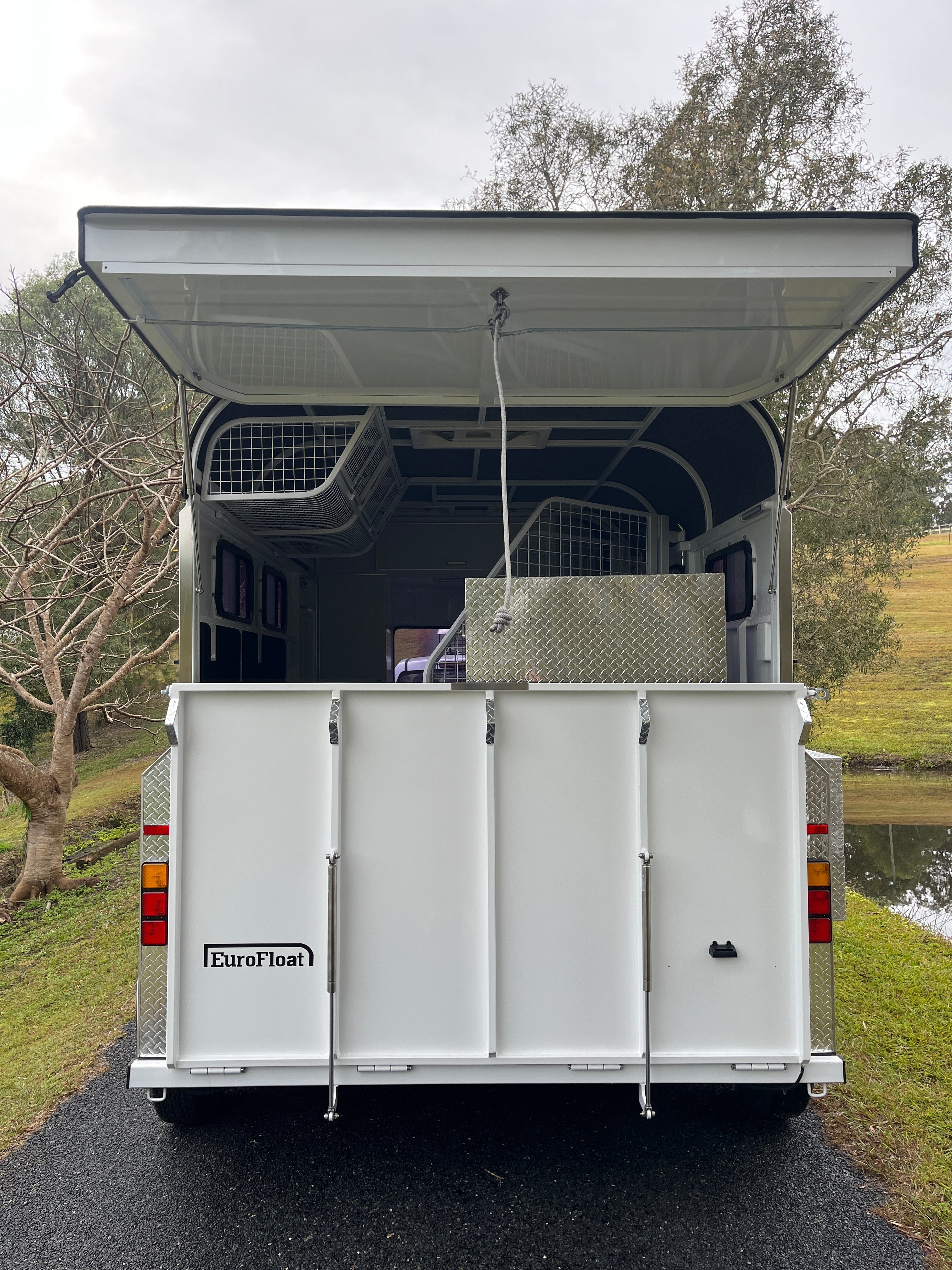2HAL-L600 RN Prestige Series Standard Package
