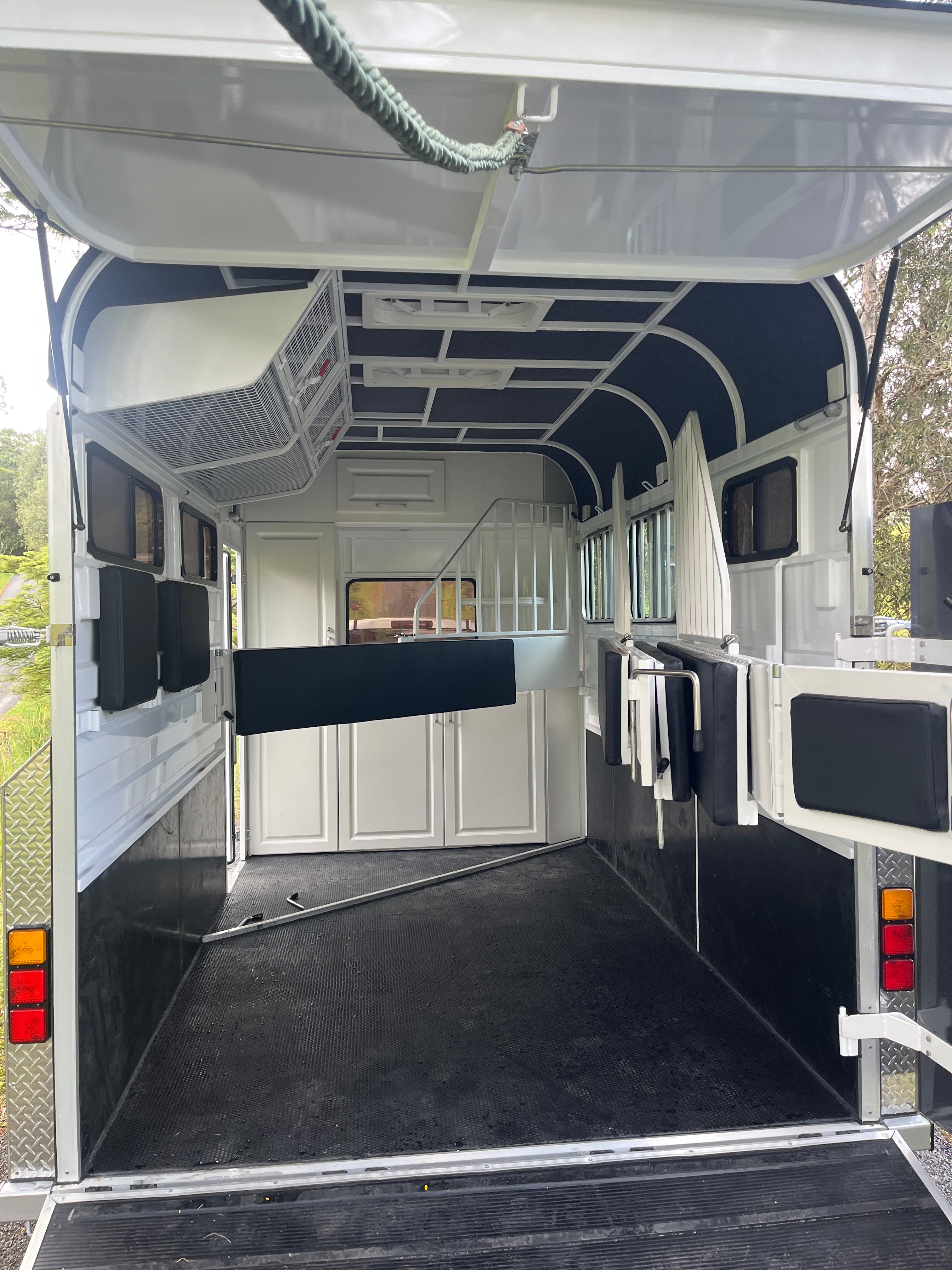 2HAL-L600 SN Classic Series Standard Package