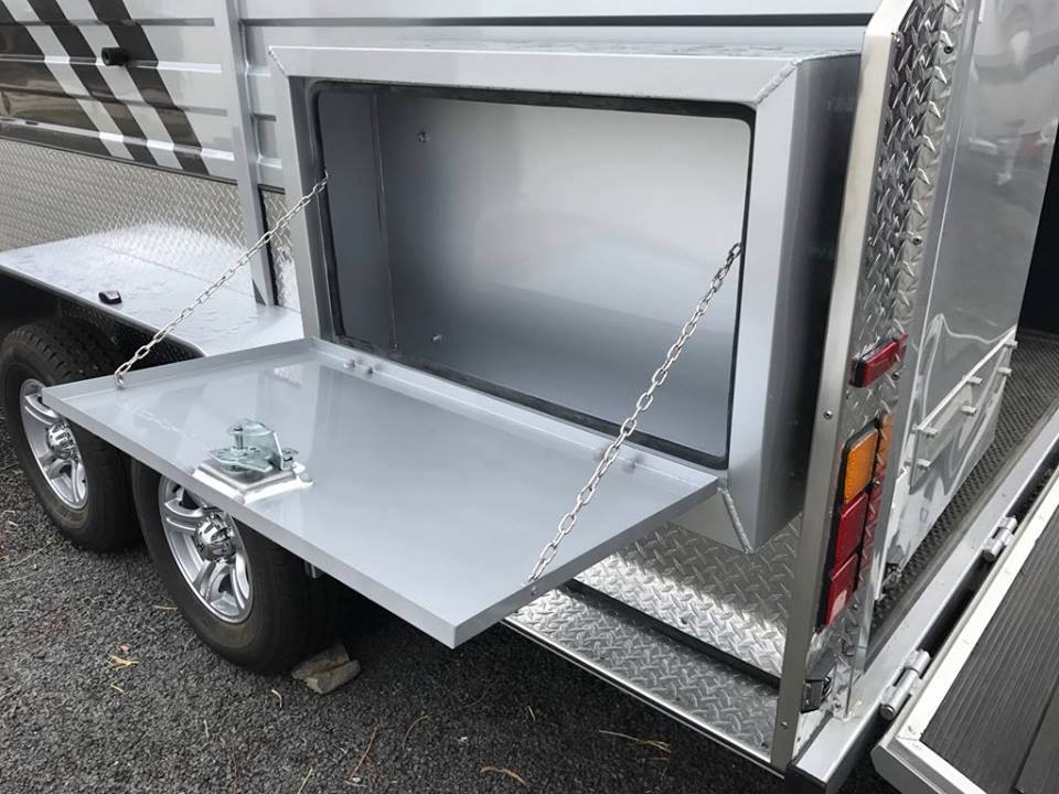 2HAL-O SN (1.O) 5475 RB DIVIDING WALL