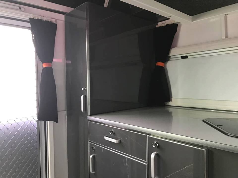2HAL-O SN (1.O) 5475 RB DIVIDING WALL