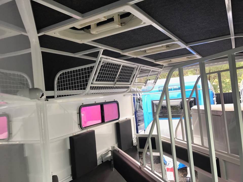 2HAL-O SN (1.O) 5475 RB DIVIDING WALL