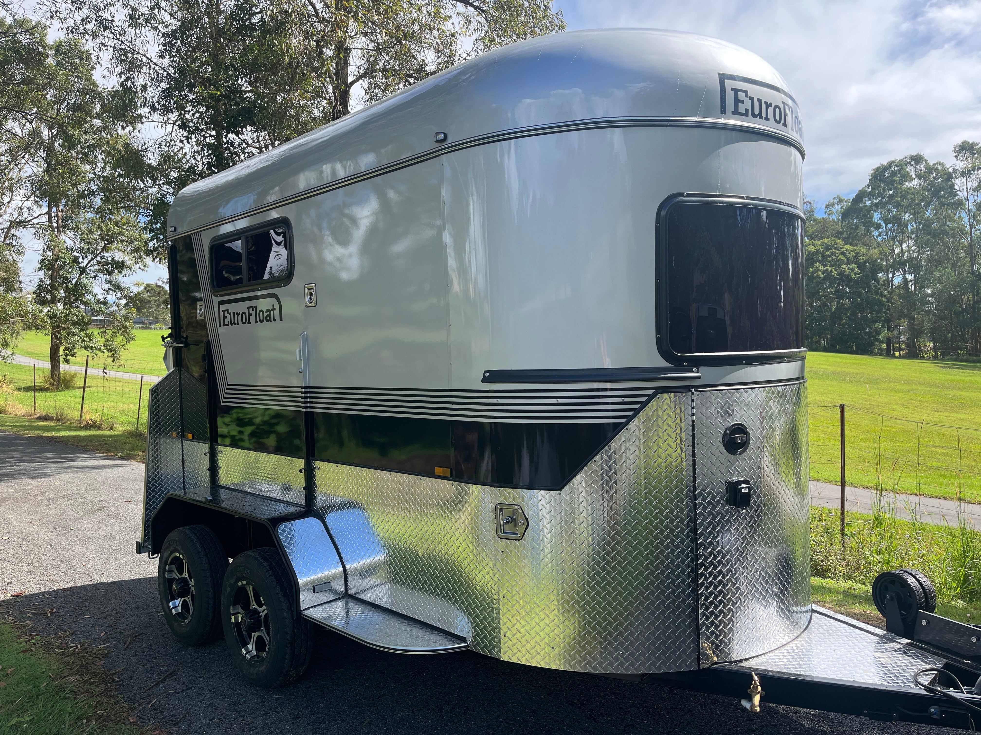 2HSL-L500 RN Prestige Series Deluxe Package