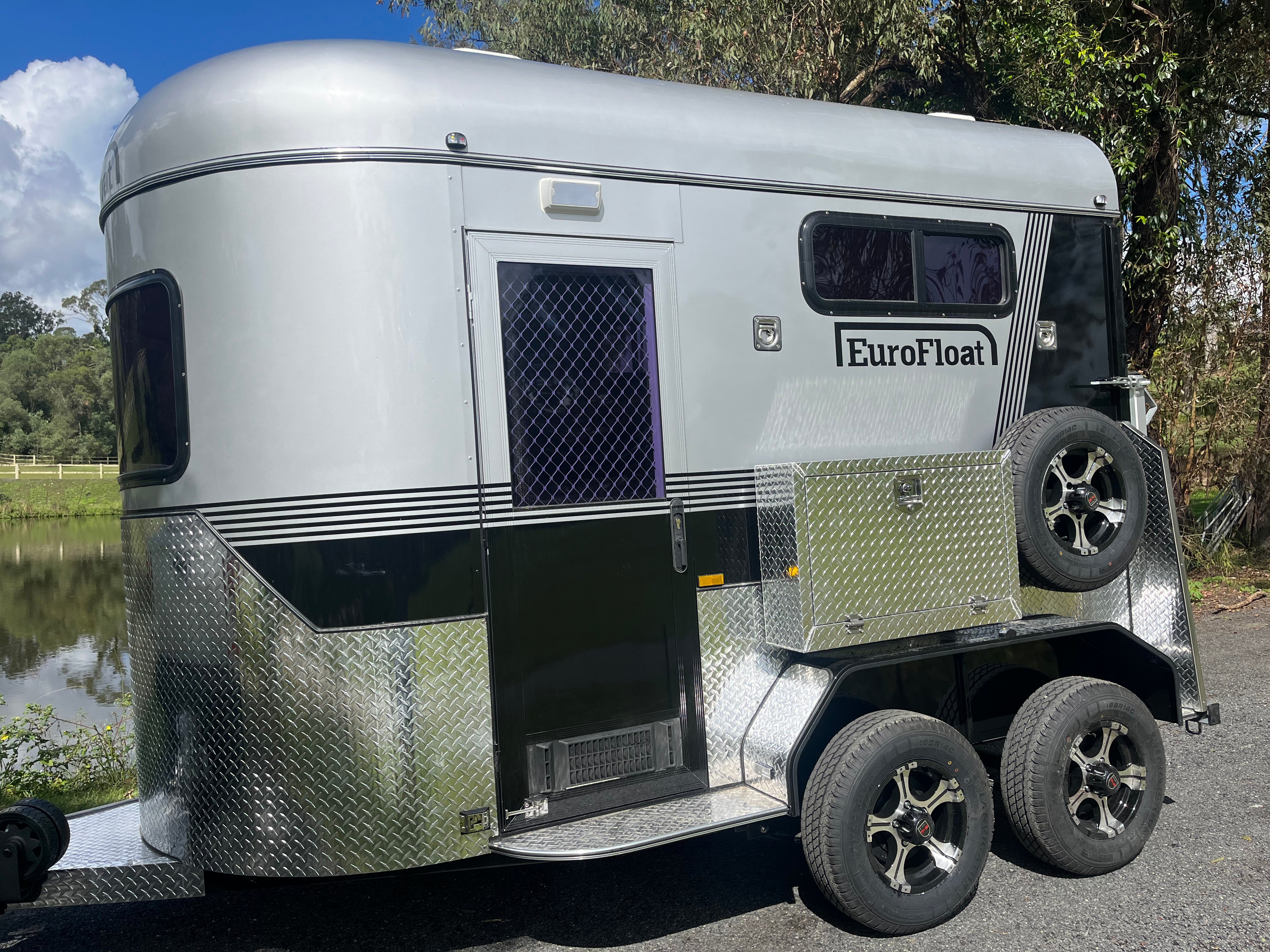 2HSL-L400 RN Prestige Series Deluxe Package