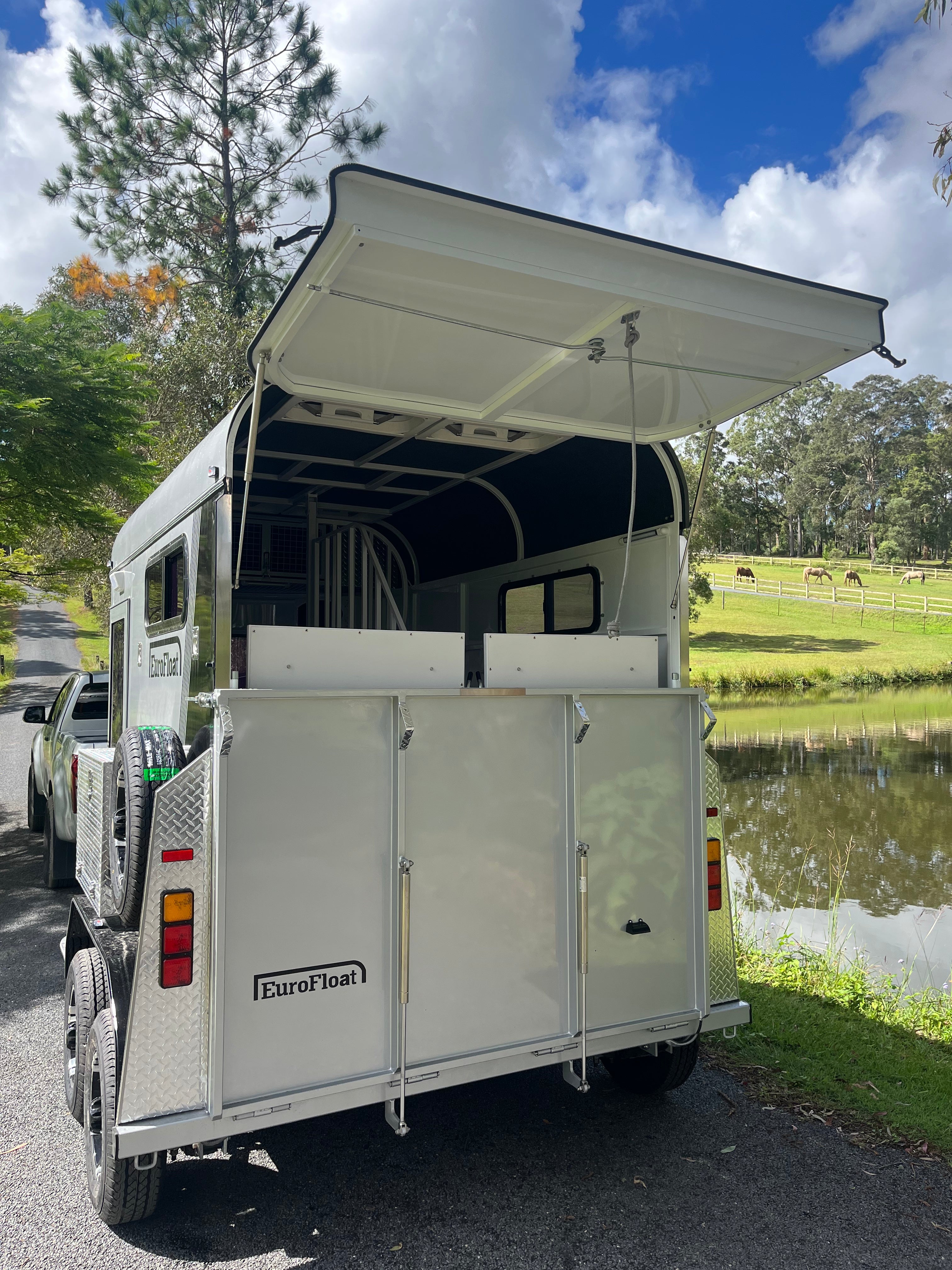 2HSL-L400 RN Prestige Series Deluxe Package