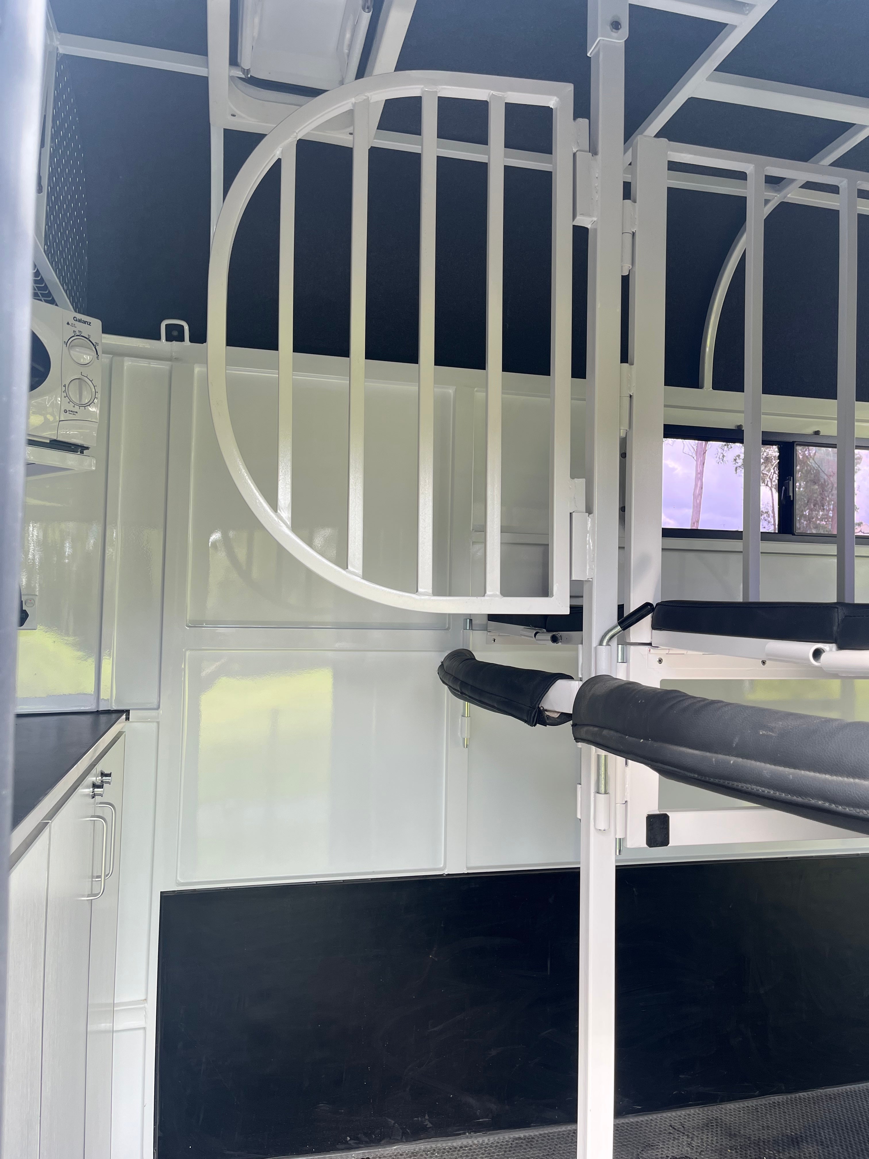 2HSL-L500 RN Prestige Series Deluxe Package