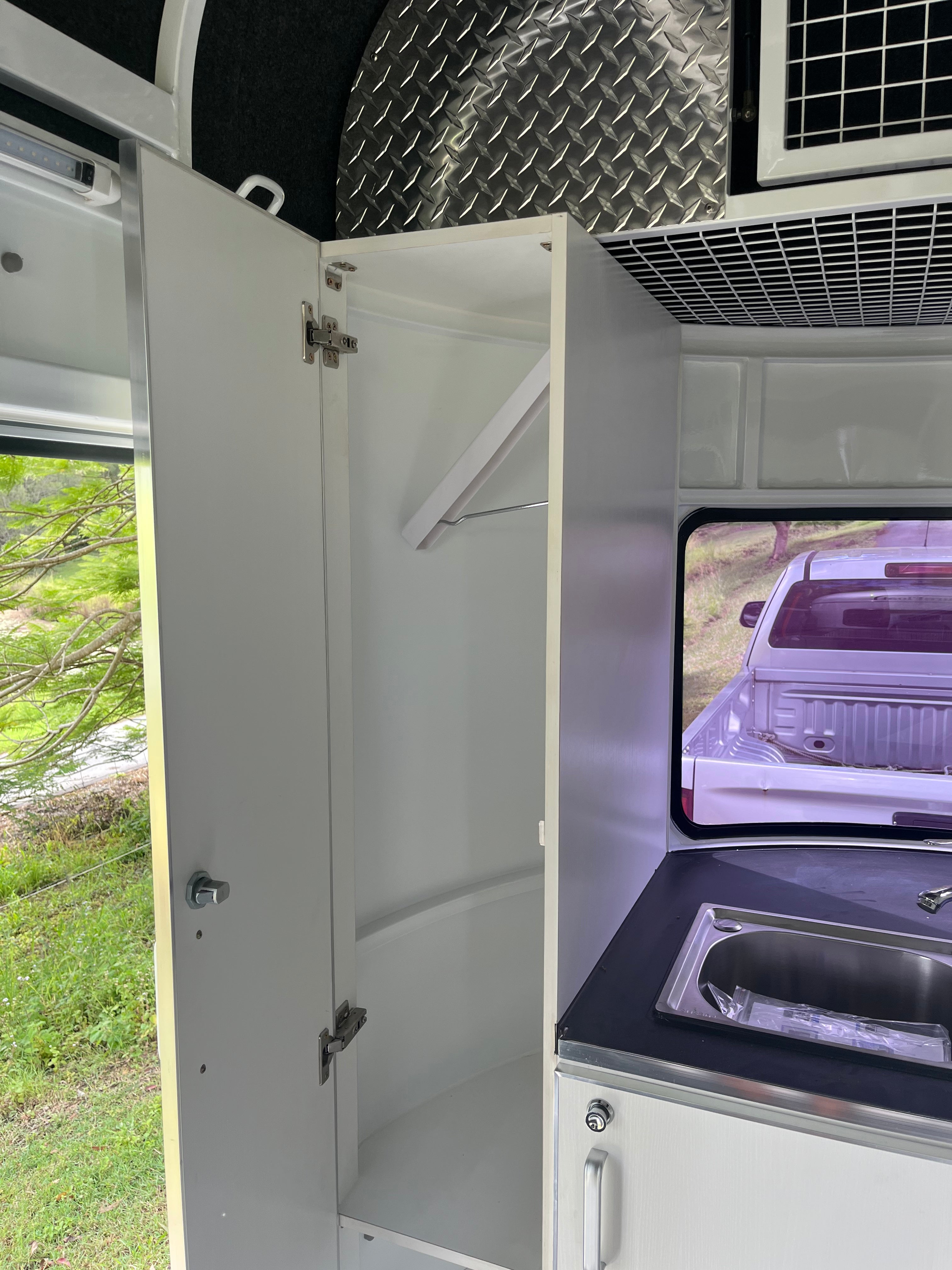 2HSL-L400 RN Prestige Series Deluxe Package