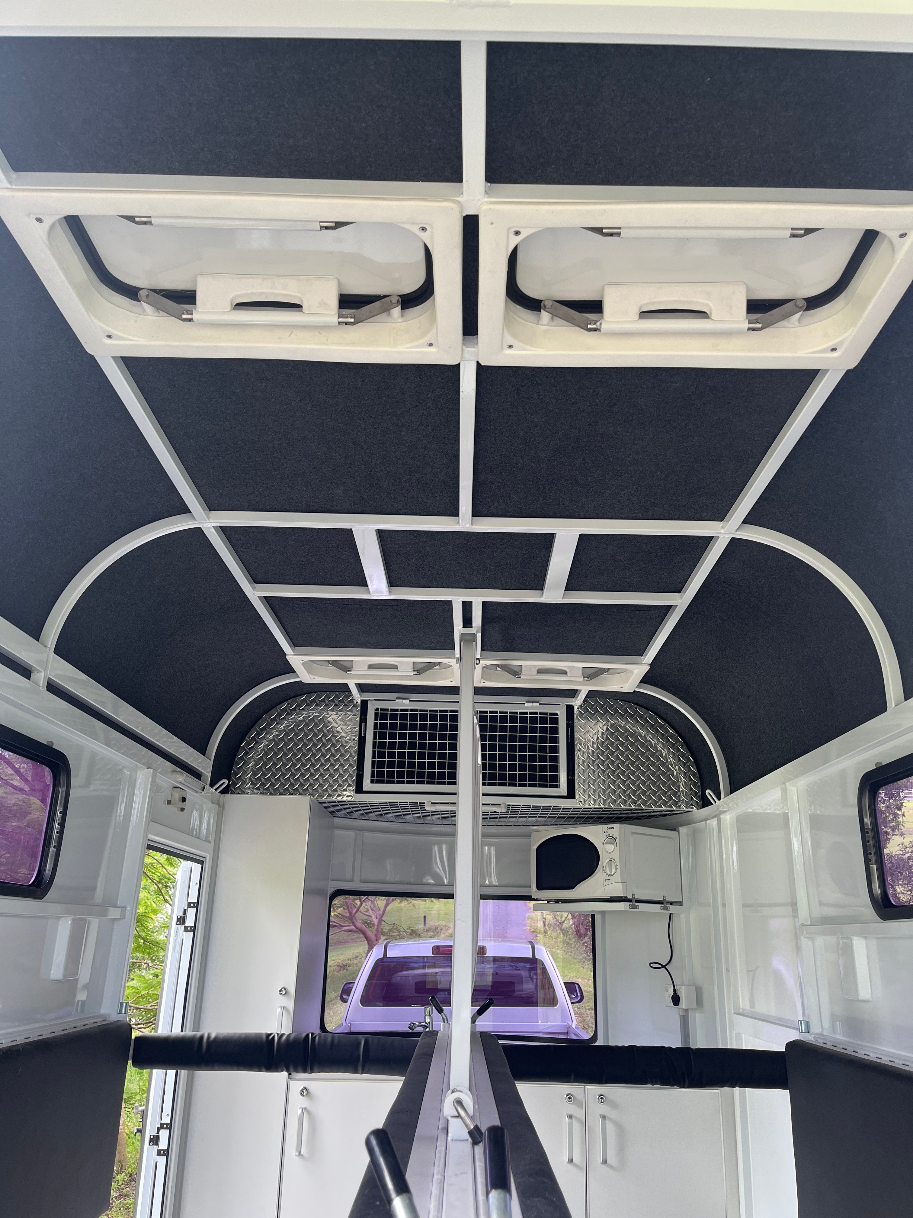2HSL-L600 RN Prestige Series Deluxe Package