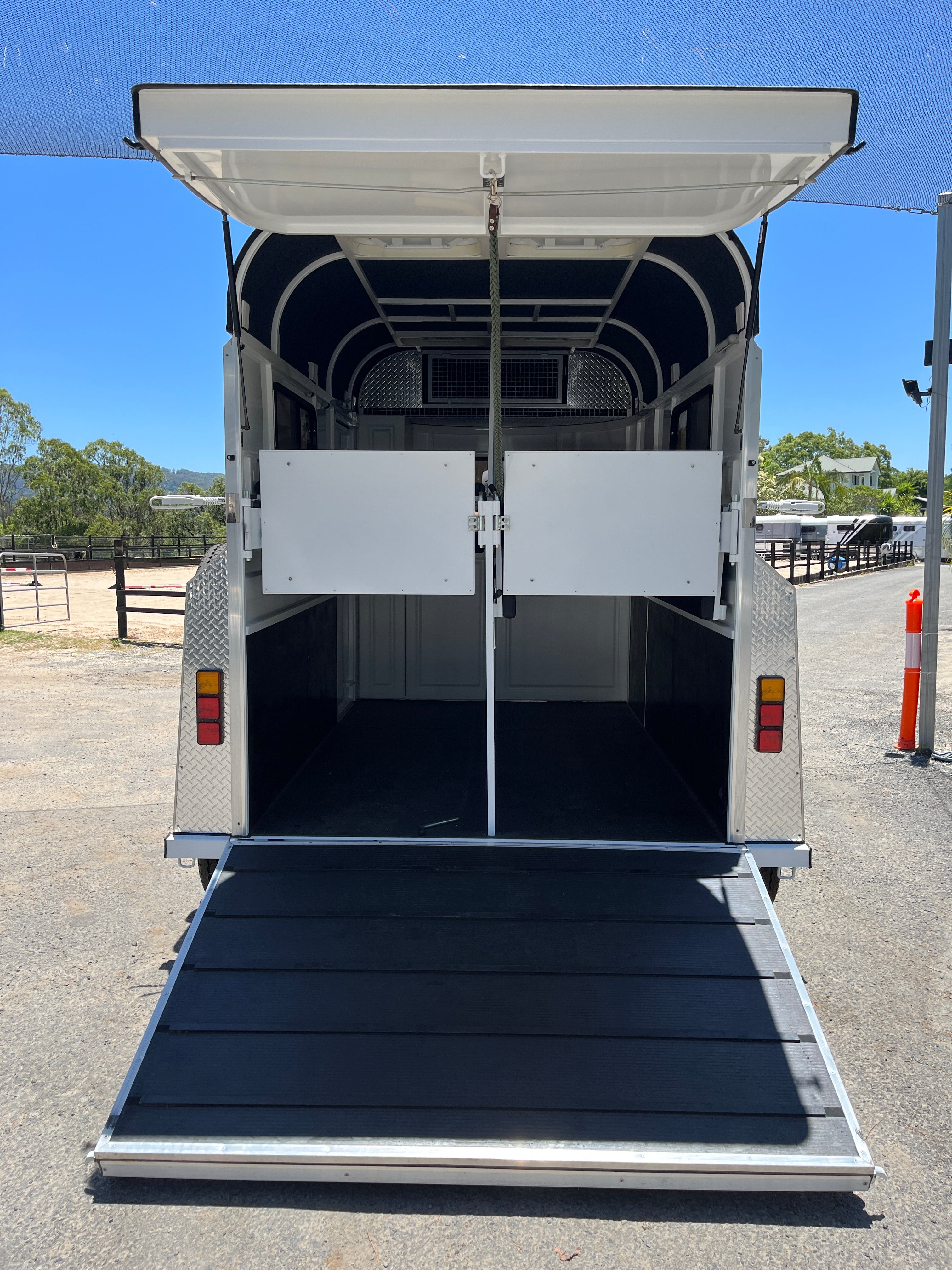 2HSL-L400 RN Classic Series Standard Package