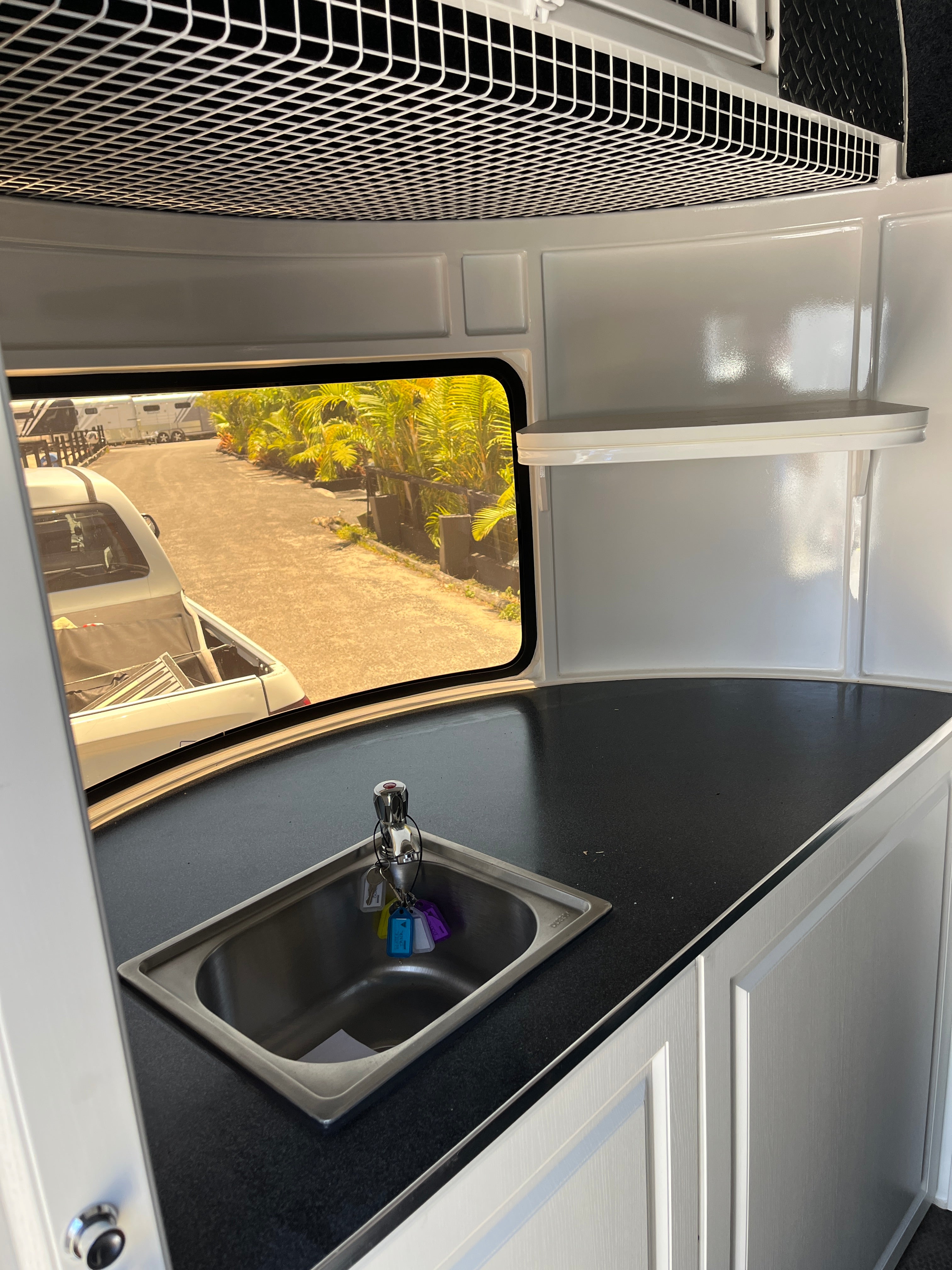 2HSL-L400 RN Classic Series Standard Package