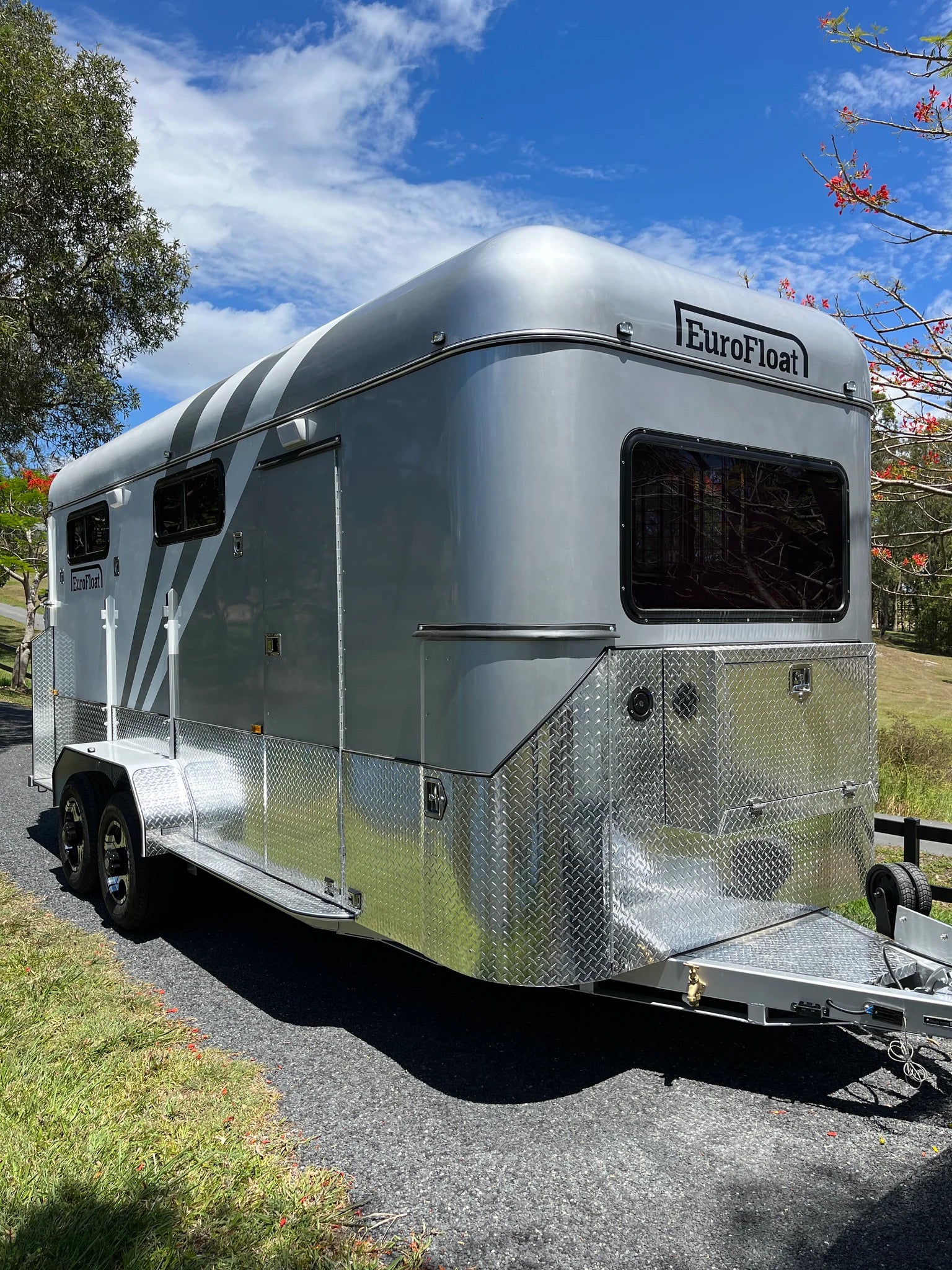 3HAL-S SN Prestige Series + Storage Standard Package