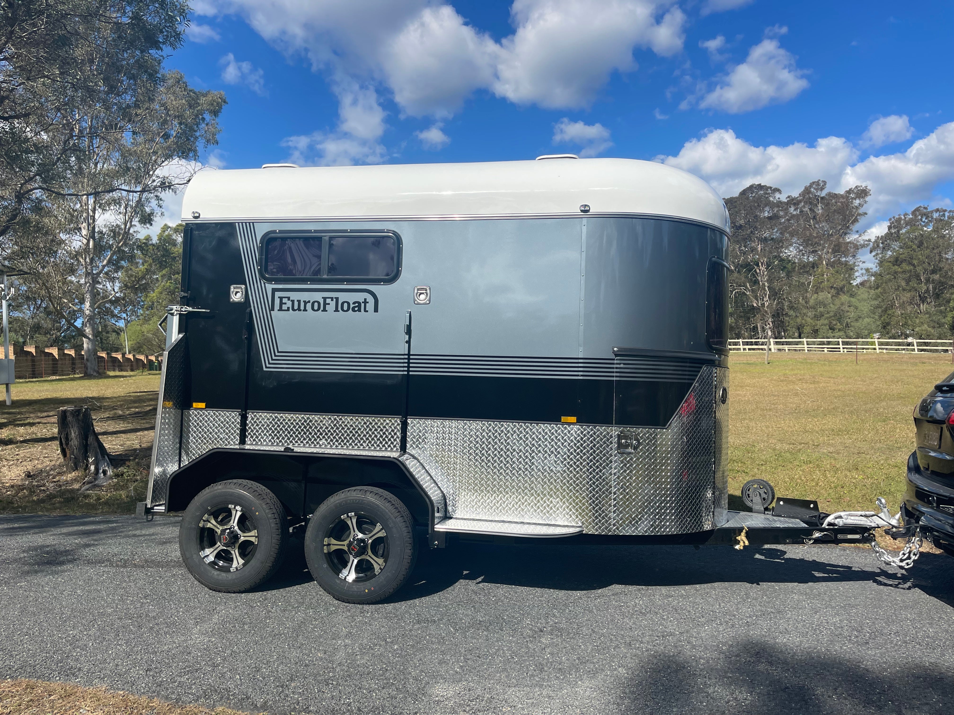 2HSL-L400 RN Prestige Series Standard Package