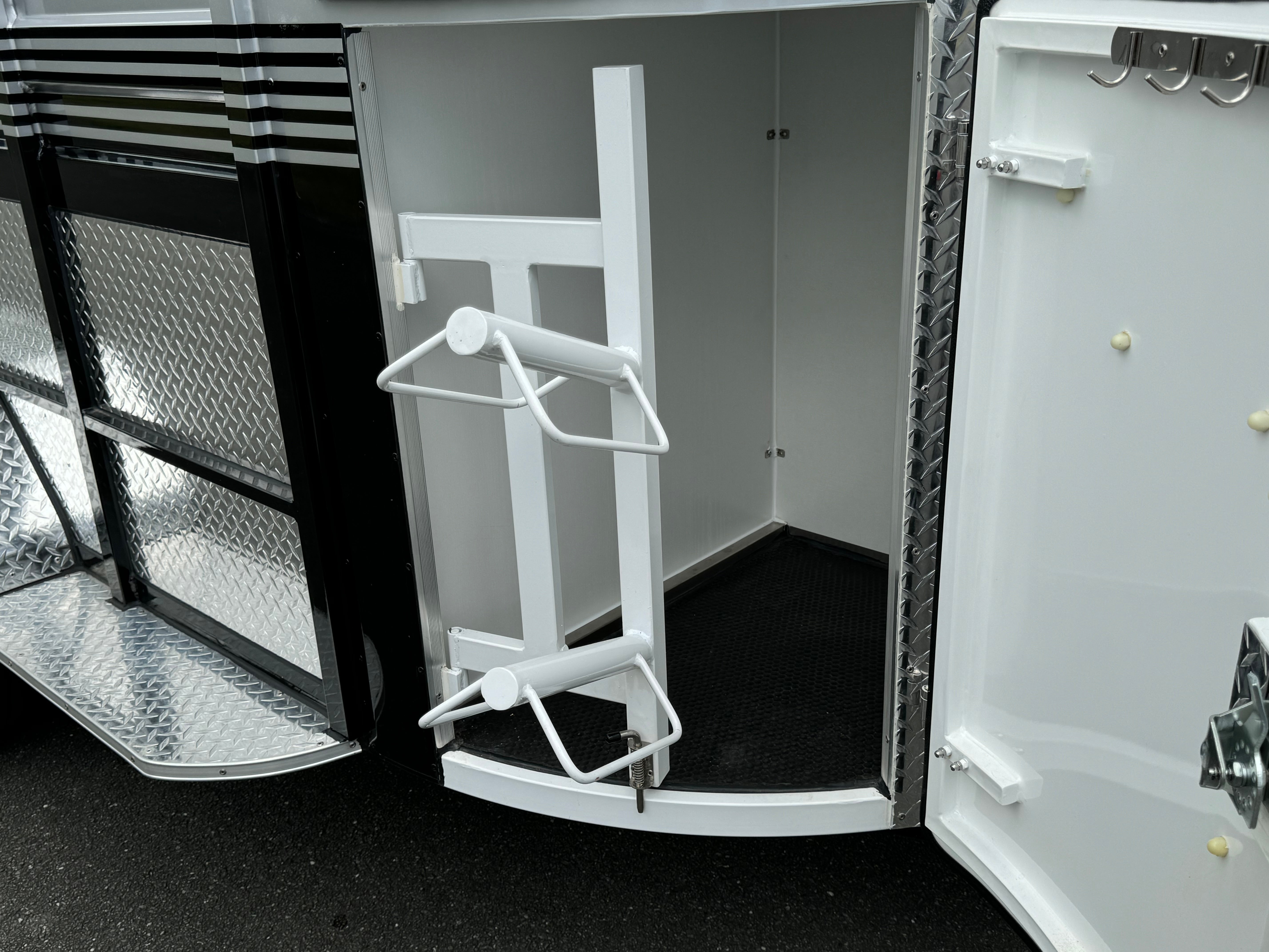 New 2024 Euro Float Classic Series 2HSL-L600 Standard package