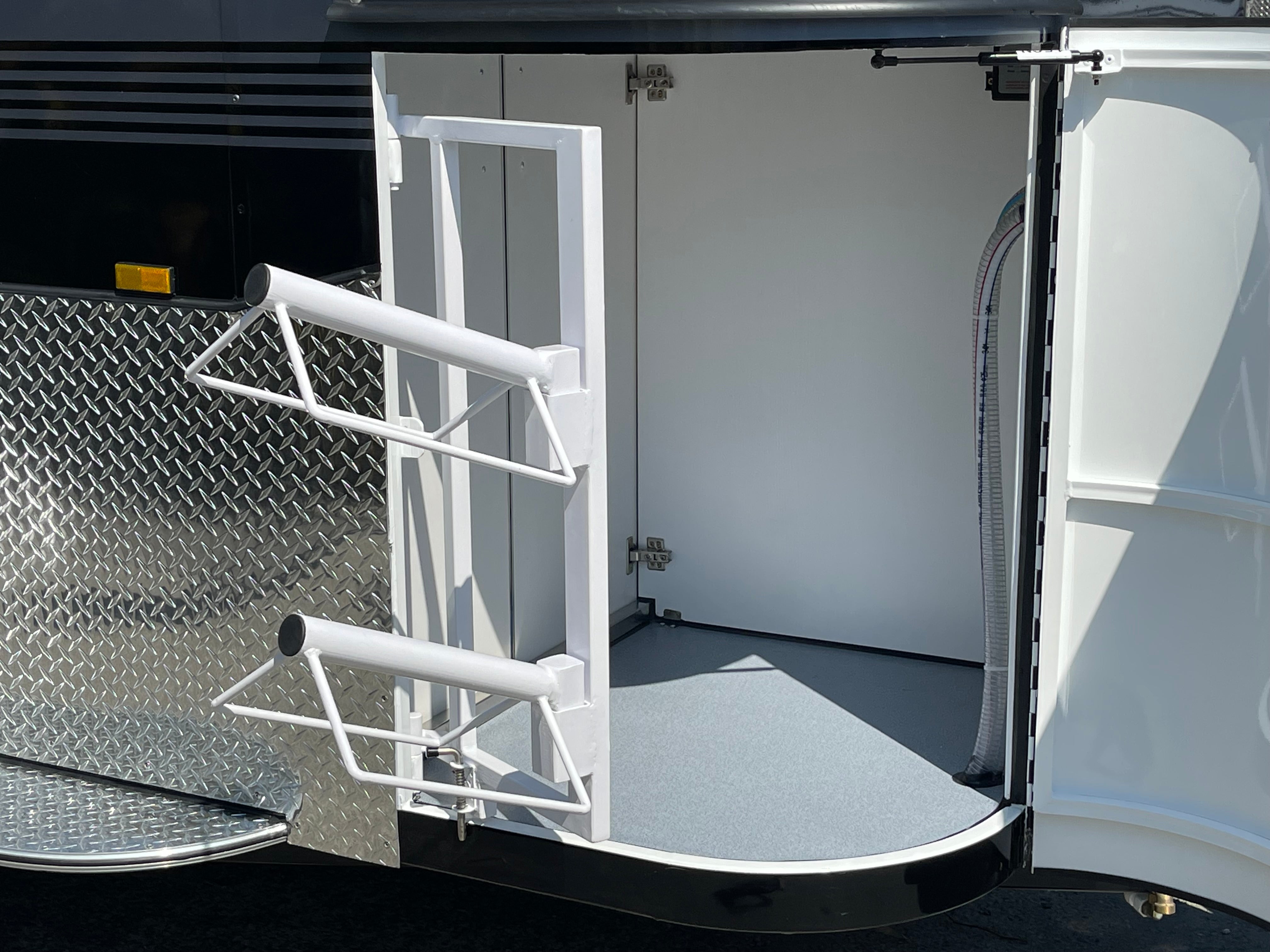 2HSL-L600 SN Prestige Series Standard Package