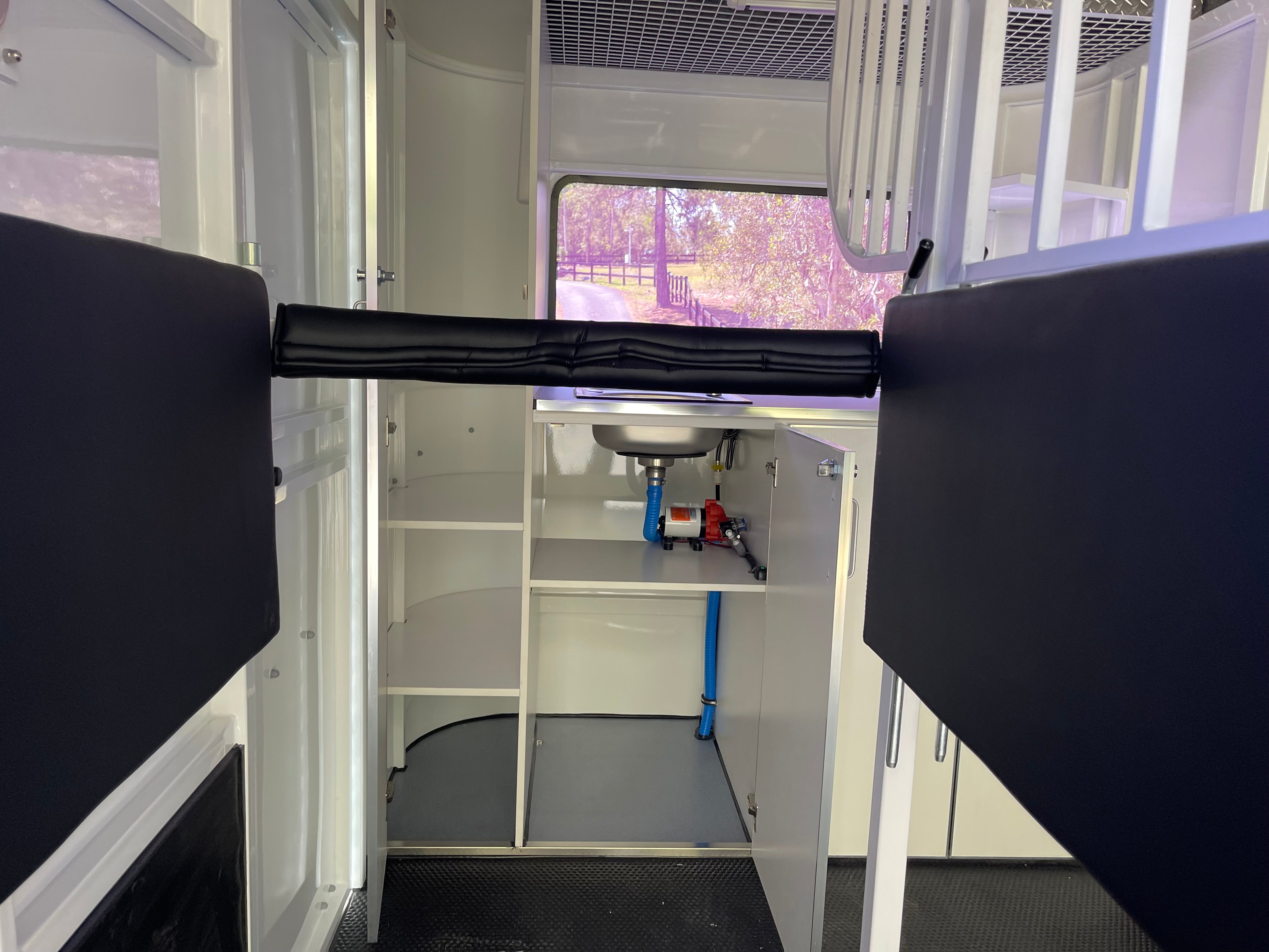 2HSL-L600 SN Prestige Series Standard Package