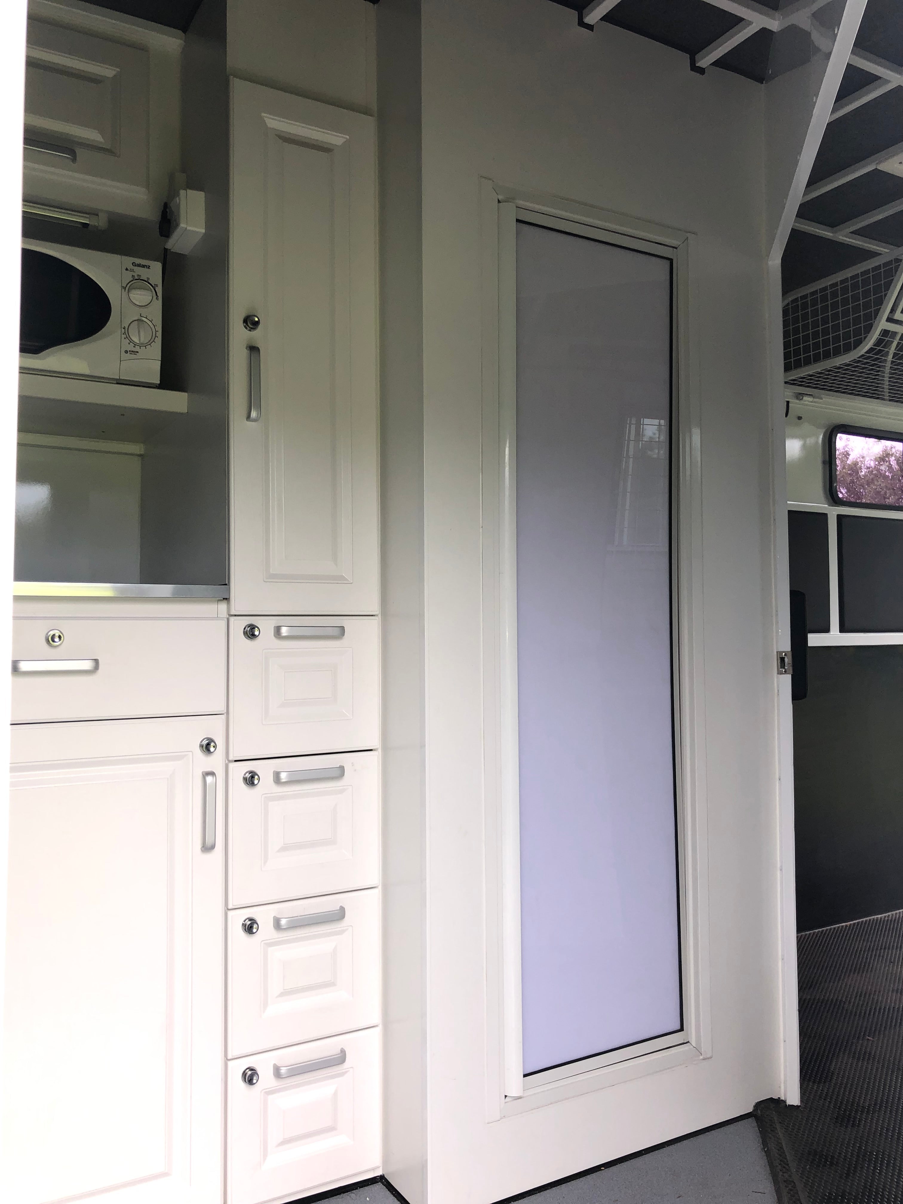 2HAL-O SN (2.1) 5475 RB DIVIDING WALL