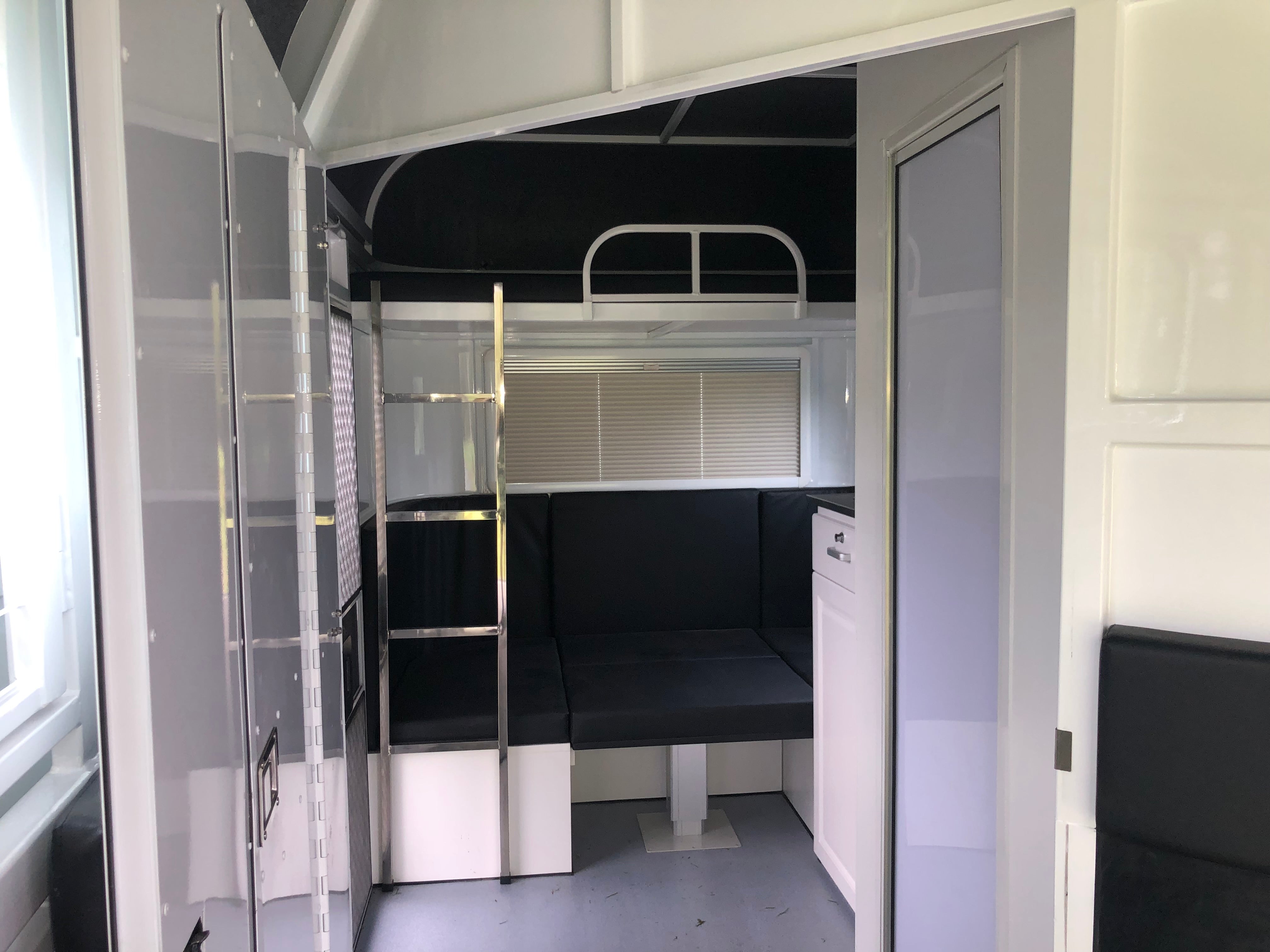 2HAL-O SN (2.1) 5475 RB DIVIDING WALL