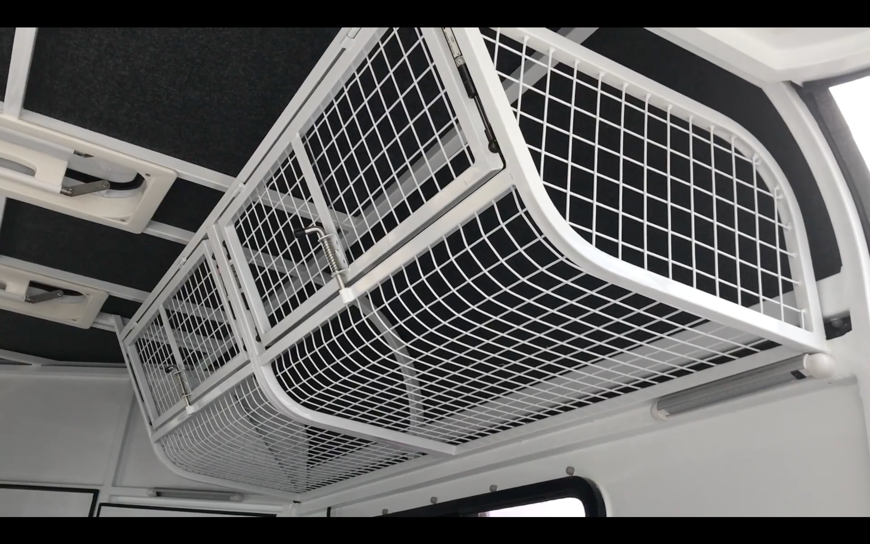 2HAL-O SN (1.O) 5106 RB DIVIDING WALL