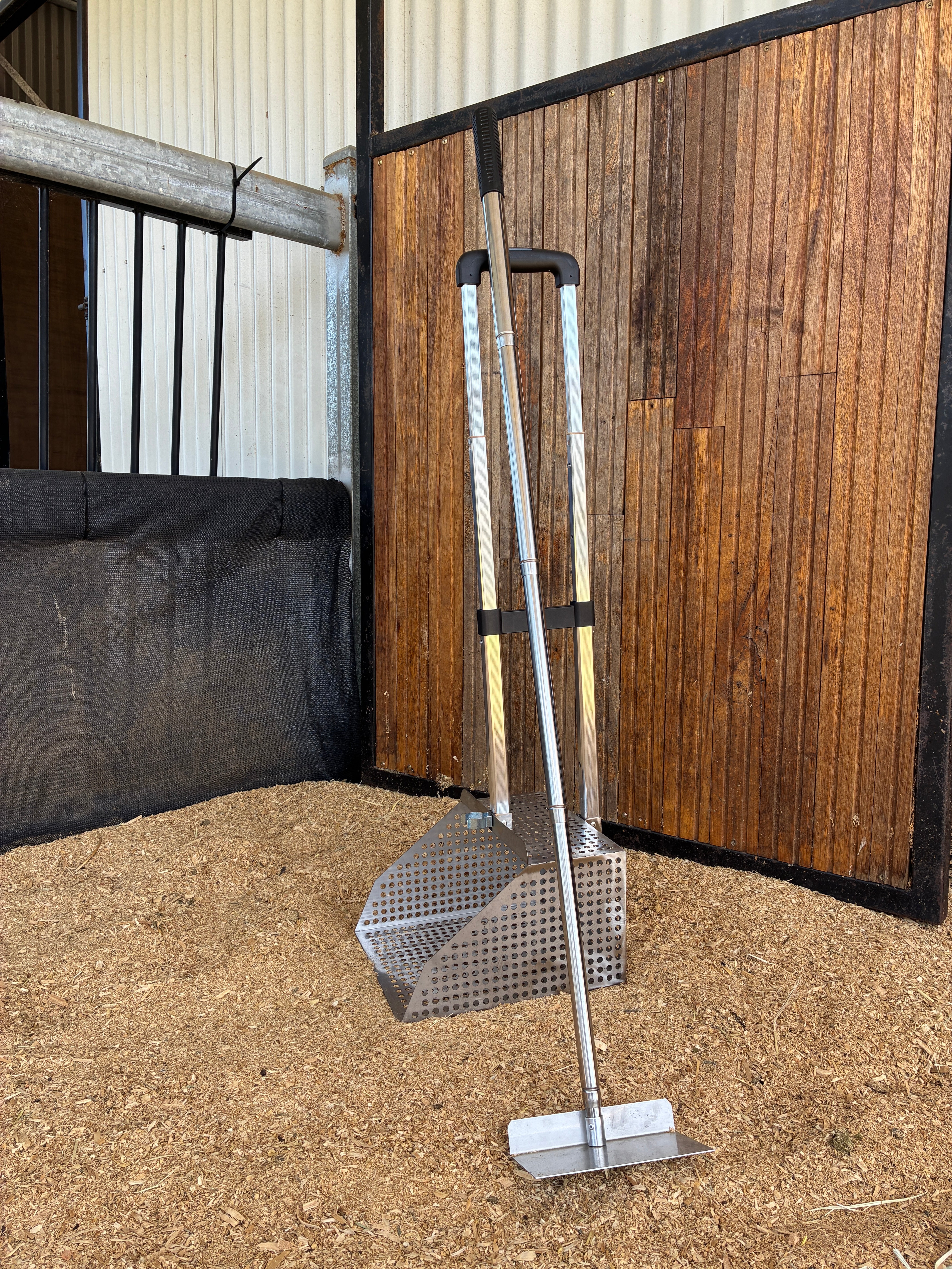 Telescopic Manure Scooper
